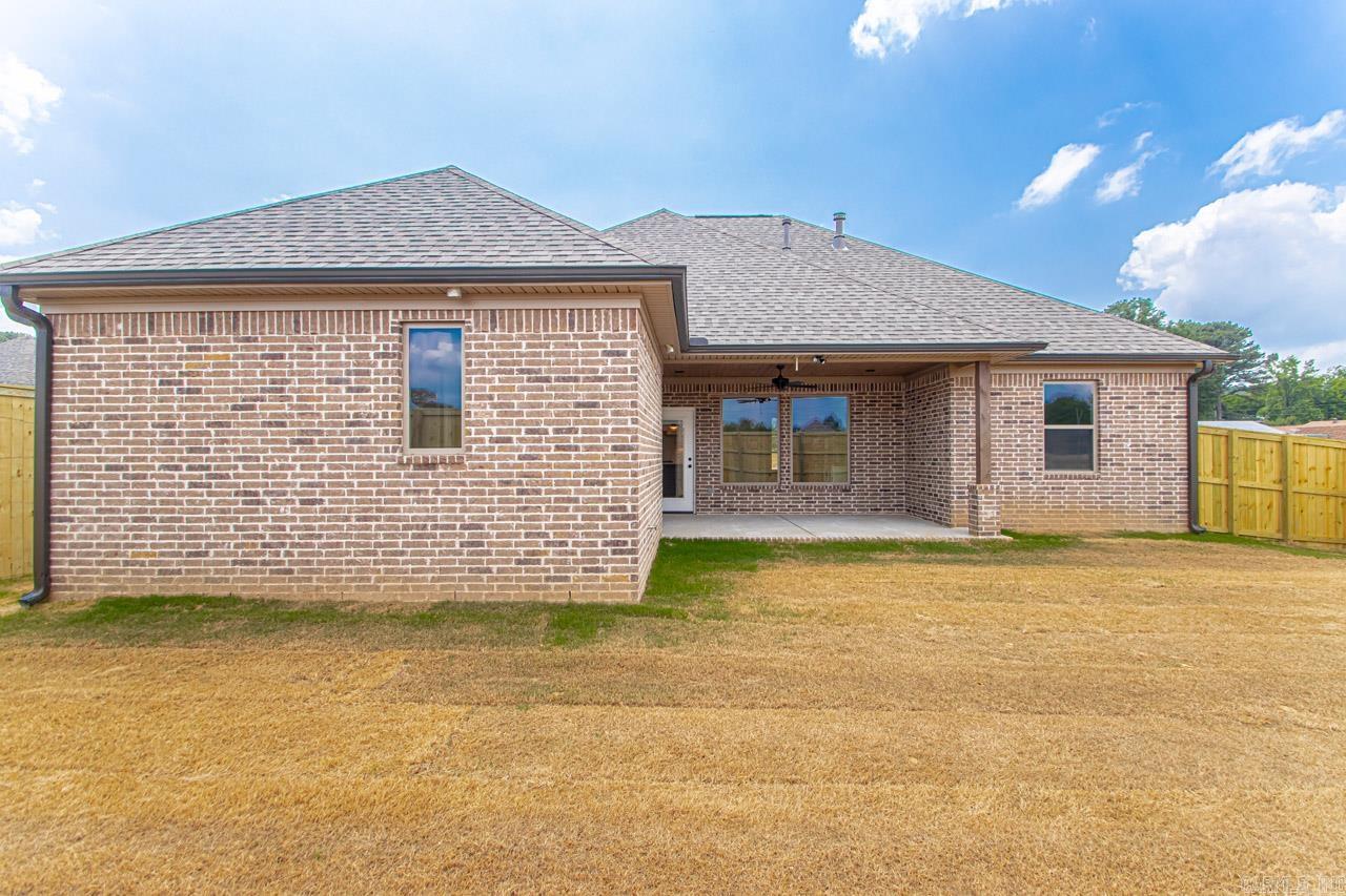 SPENCER CROSSING LLC - Residential