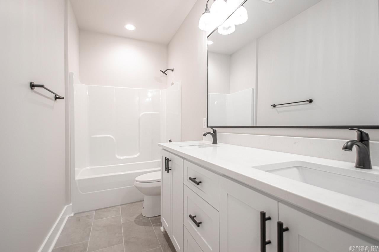 SPENCER CROSSING LLC - Residential