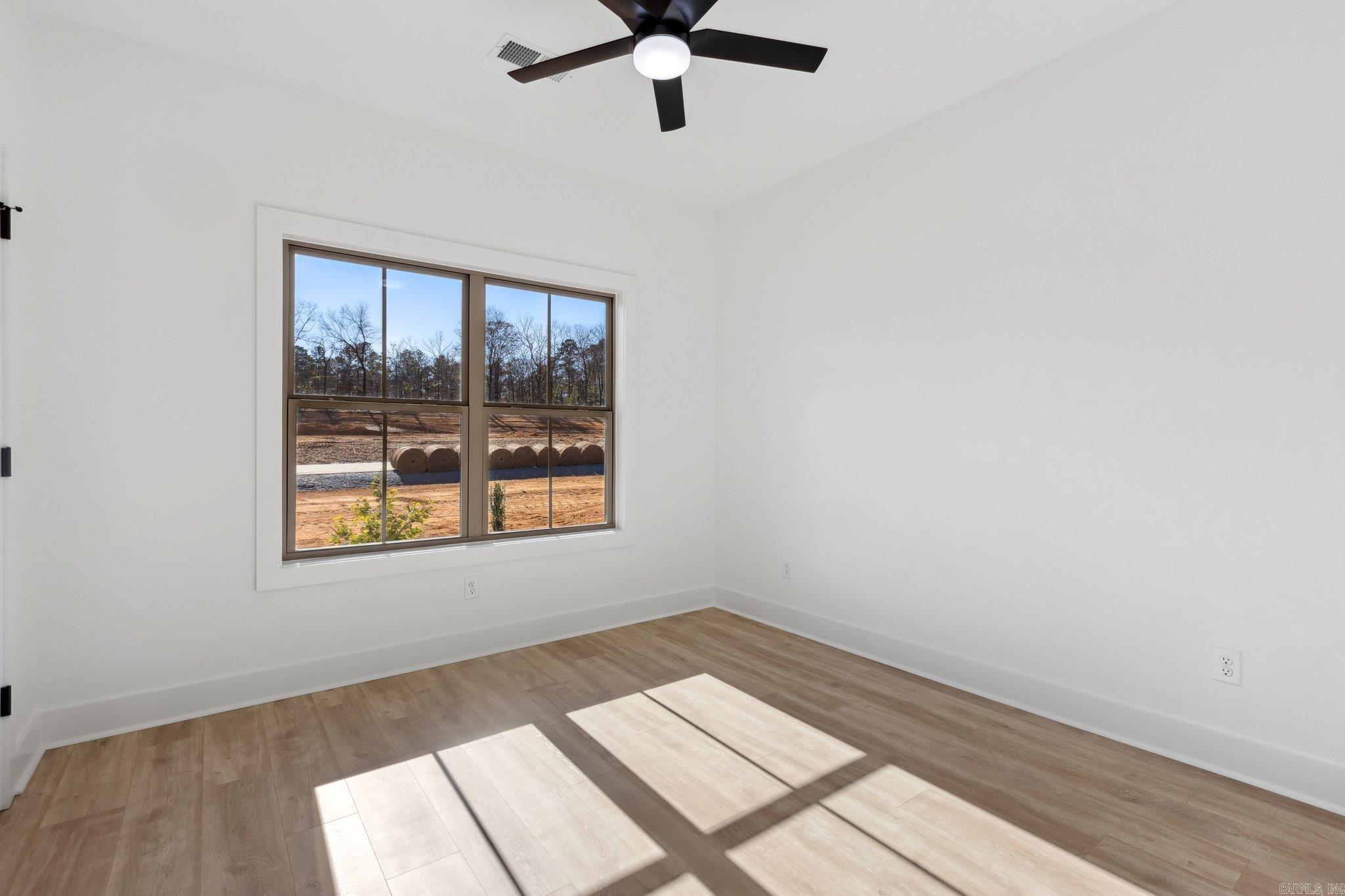 WINCHESTER ESTATES - Residential