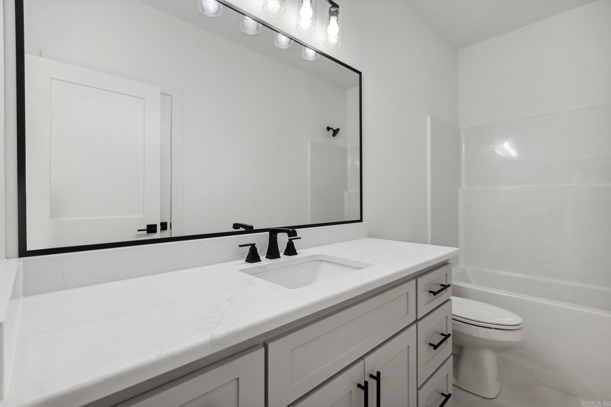 WINCHESTER ESTATES - Residential