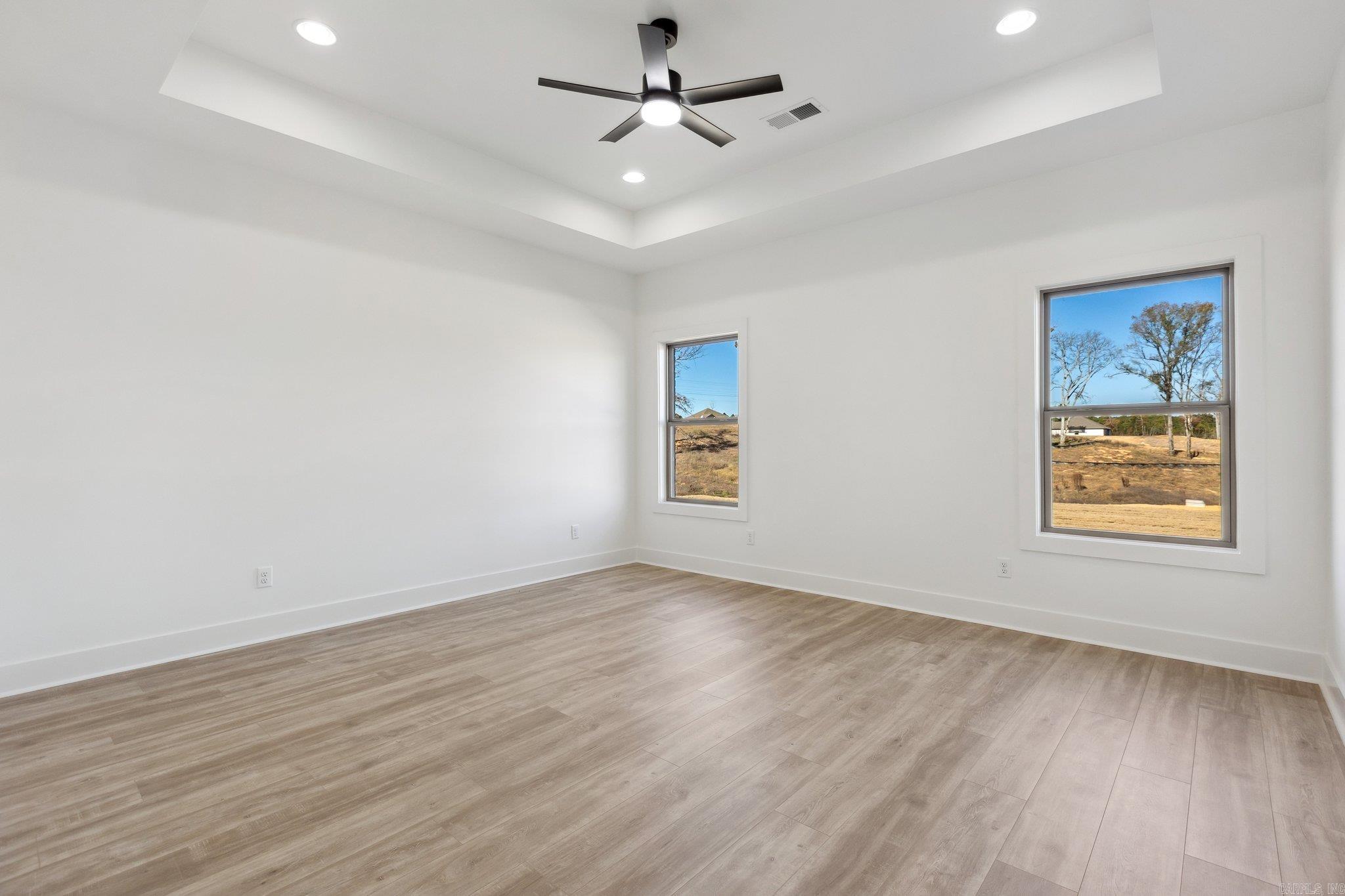 WINCHESTER ESTATES - Residential