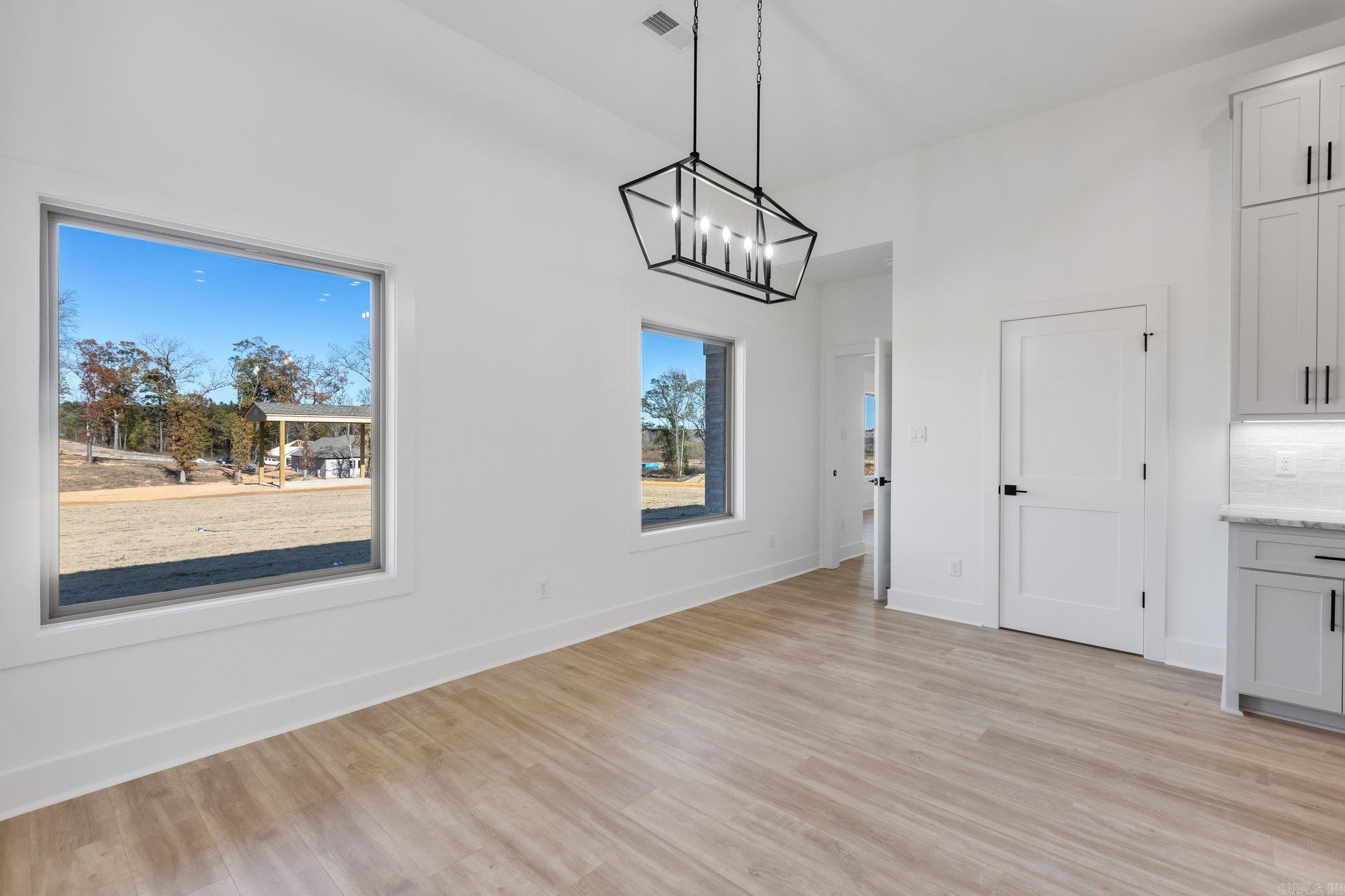 WINCHESTER ESTATES - Residential