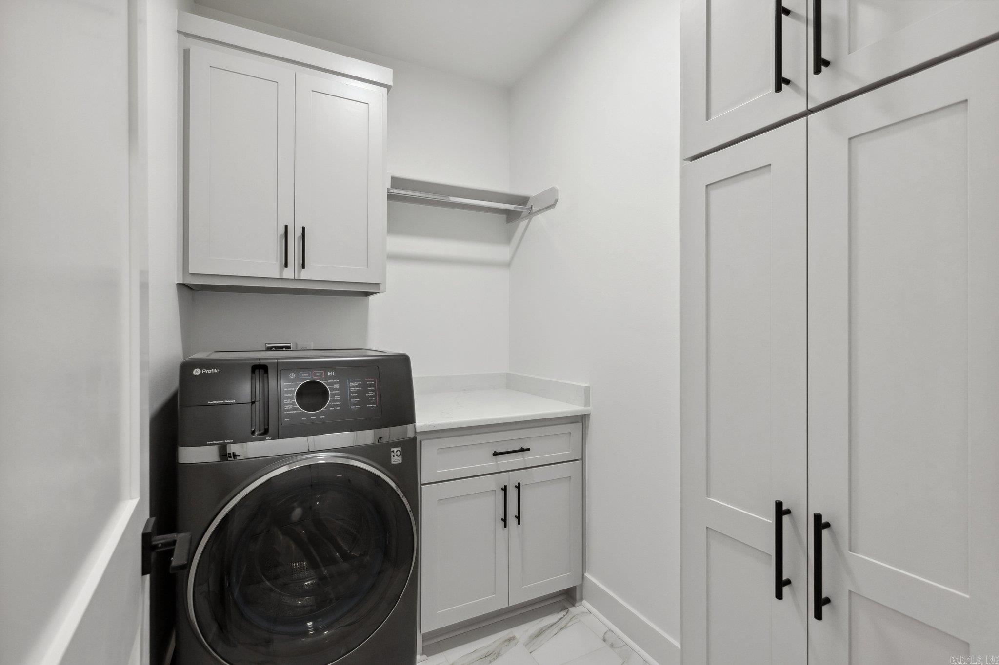 WINCHESTER ESTATES - Residential