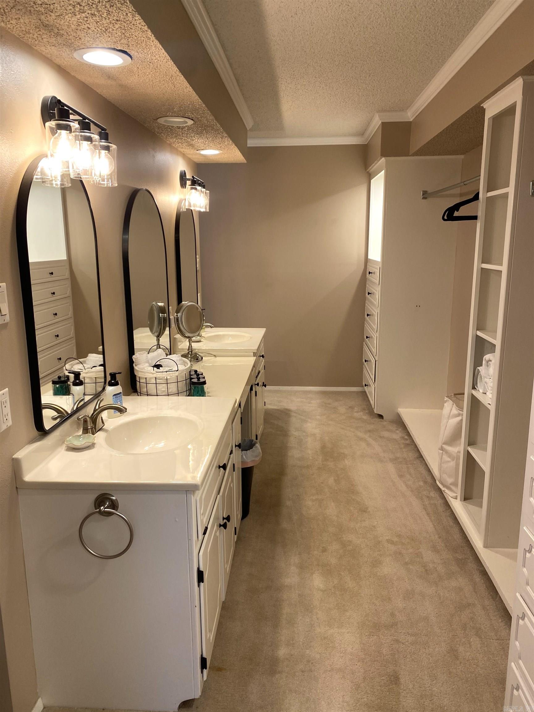 Harbor East Condo - Residential