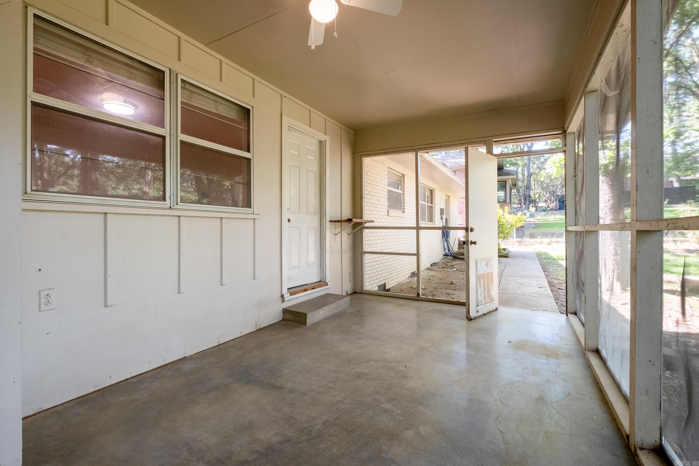 BRIARWOOD - Residential