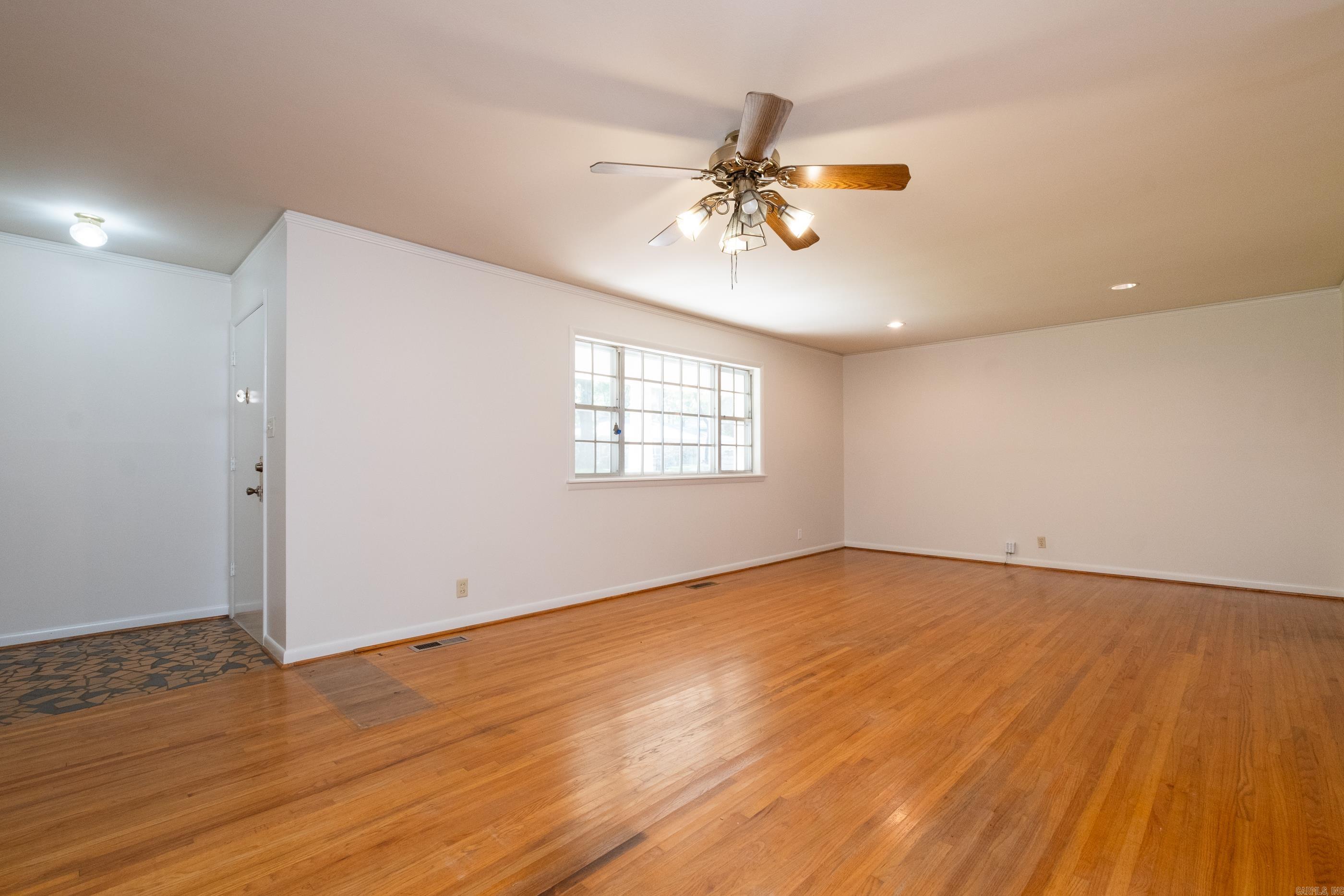 BRIARWOOD - Residential