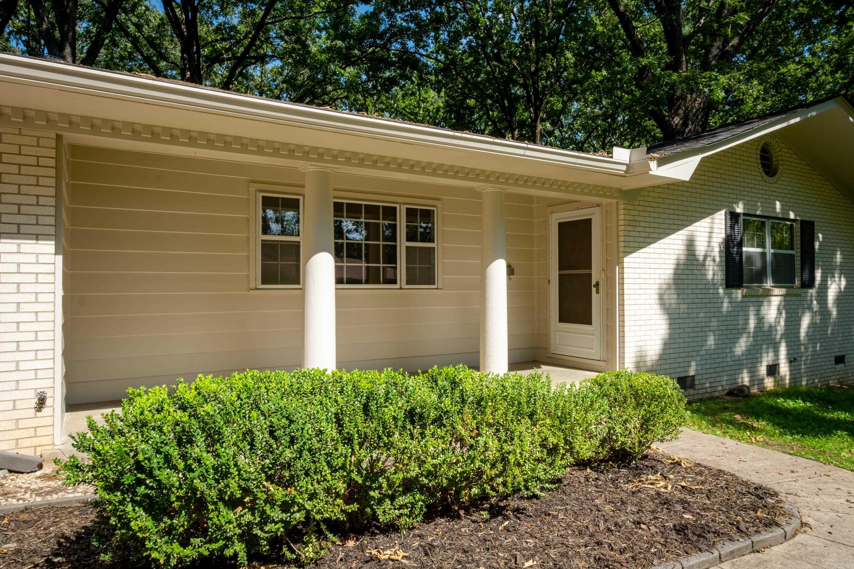 BRIARWOOD - Residential