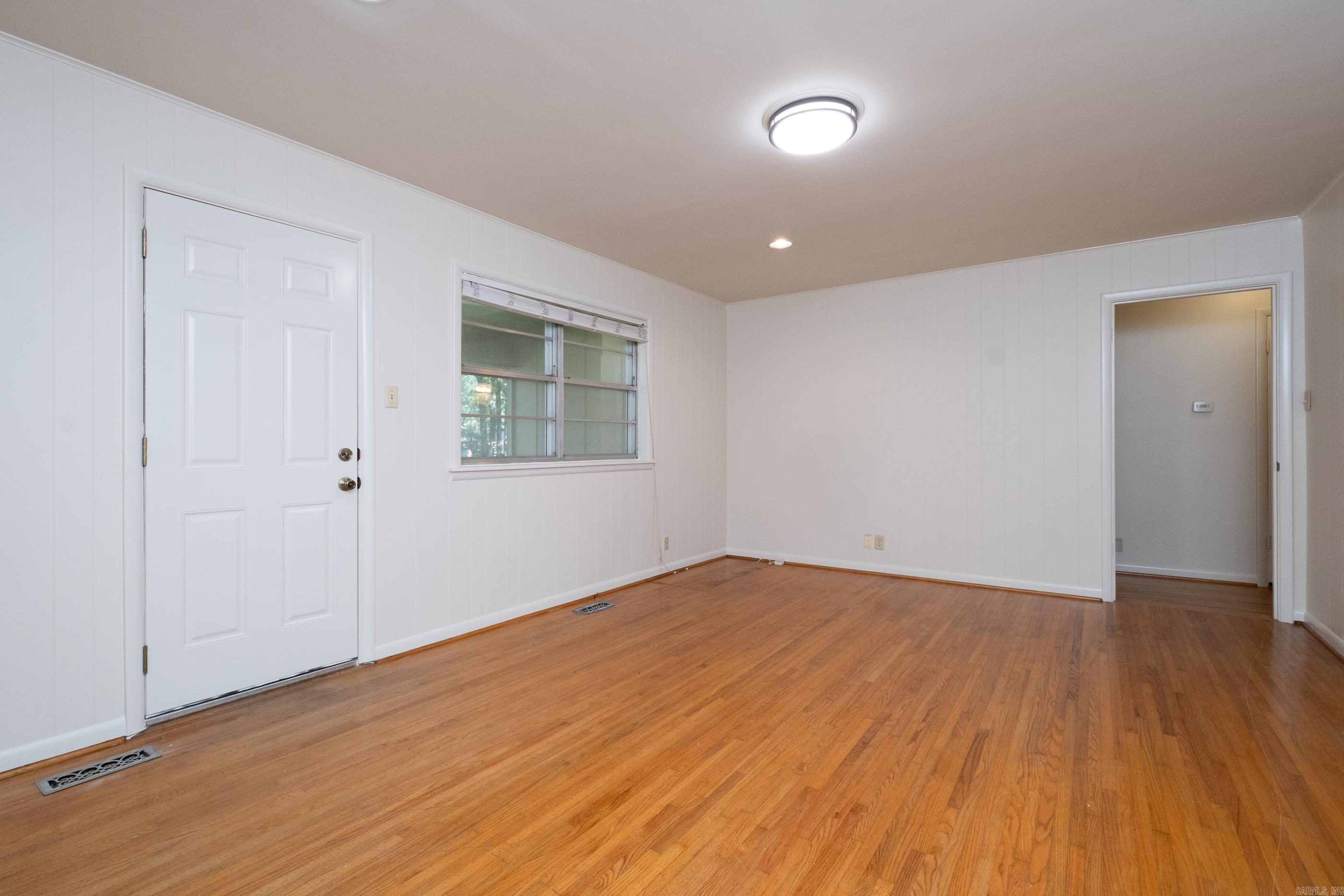 BRIARWOOD - Residential