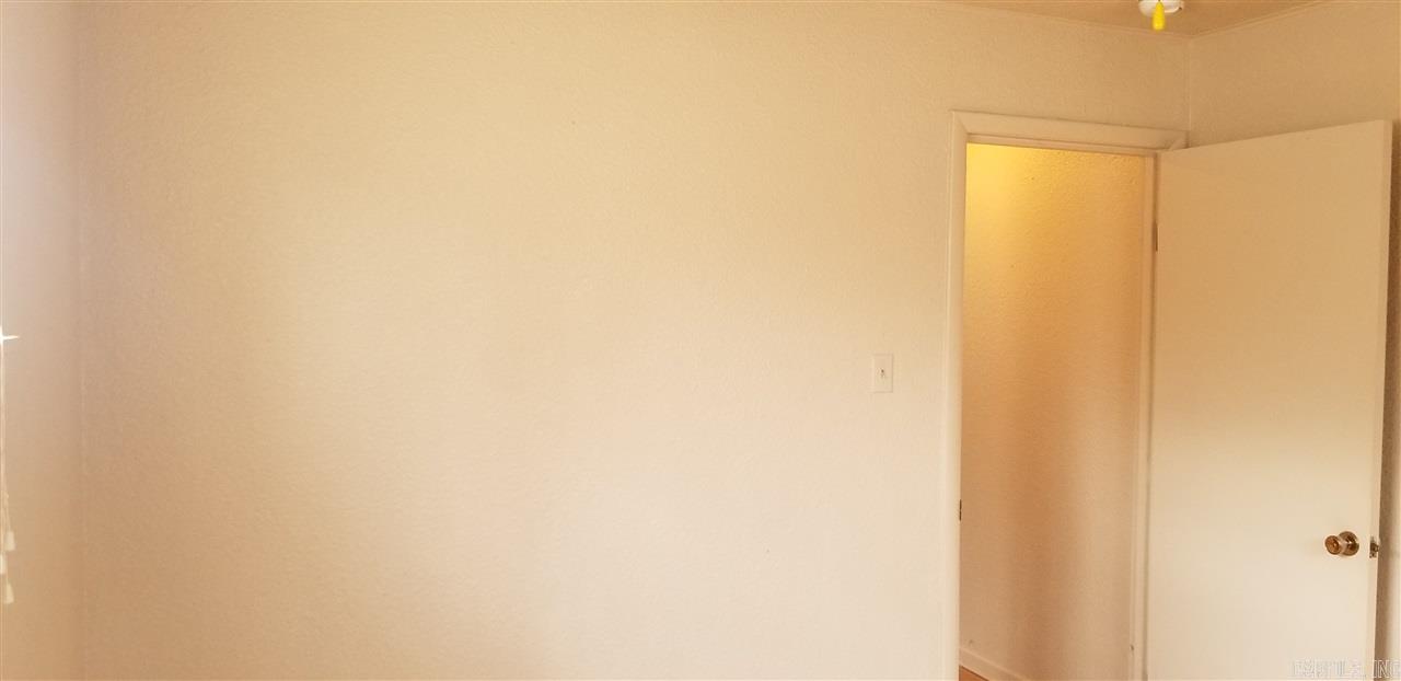 Duprees 2nd East Jack - Residential Lease