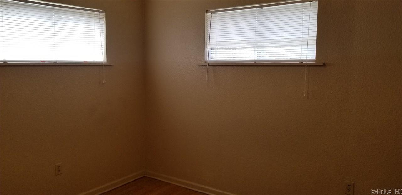 Duprees 2nd East Jack - Residential Lease