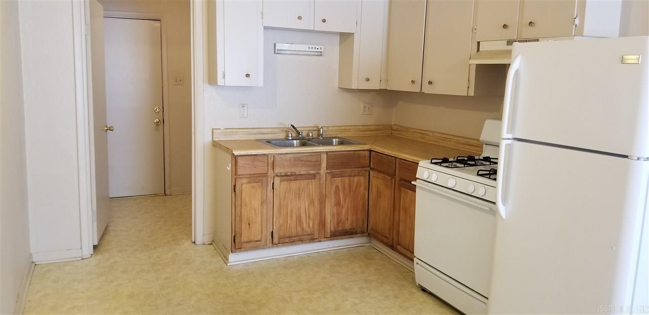 Duprees 2nd East Jack - Residential Lease