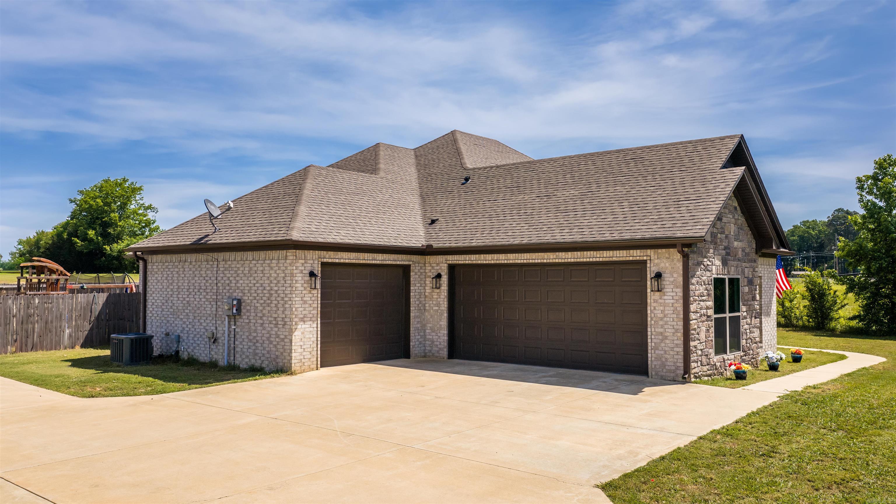 JACK FORK RIDGE - Residential