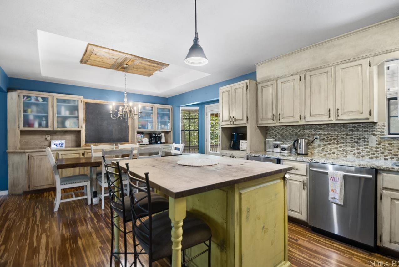 DARK FOREST PLACE - Residential