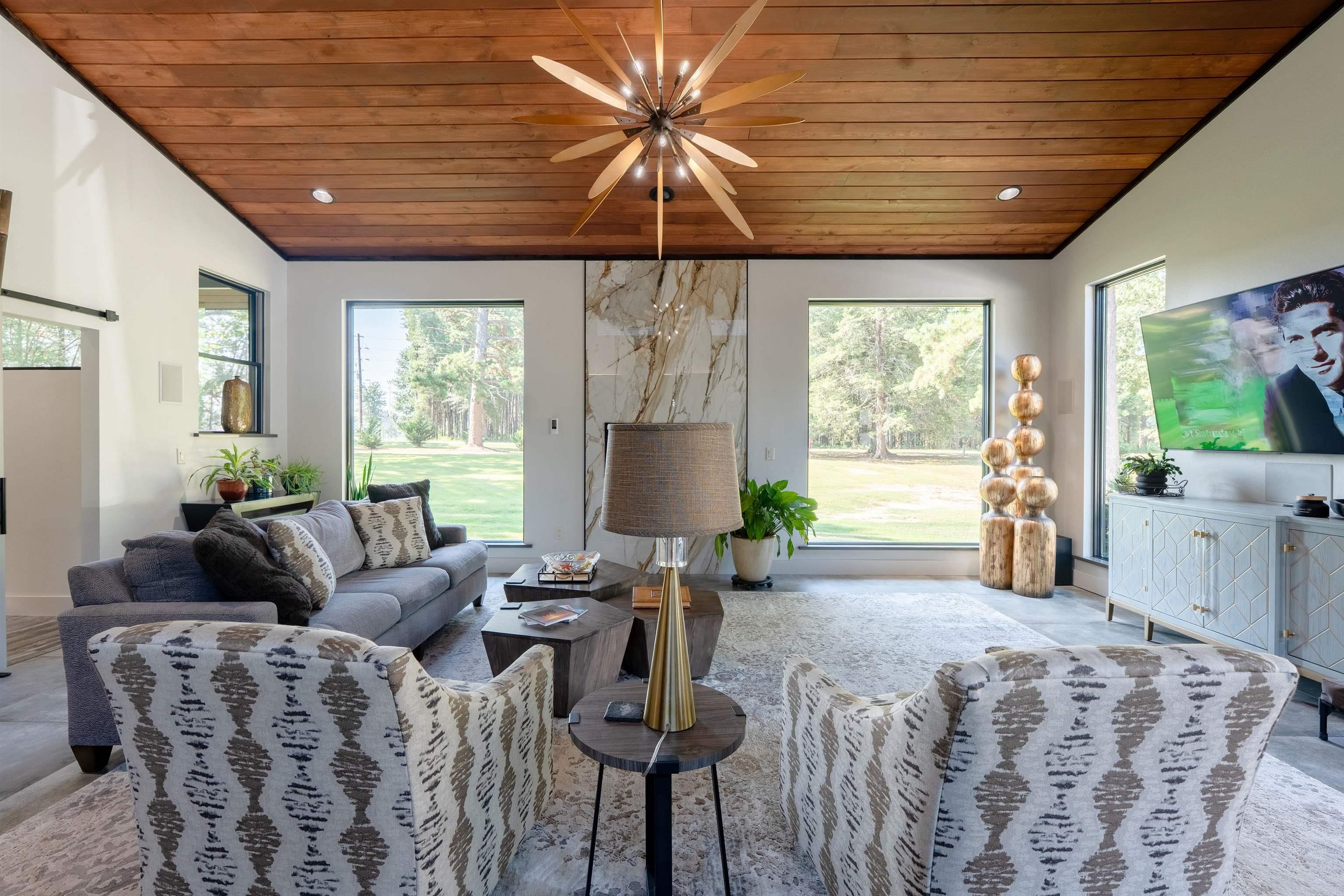 Heber Springs-Inside - Residential