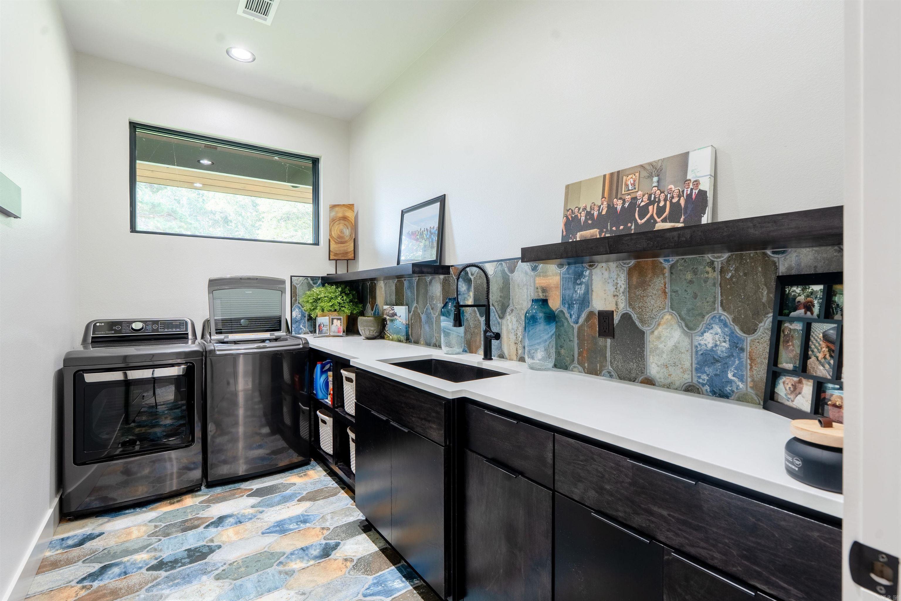 Heber Springs-Inside - Residential