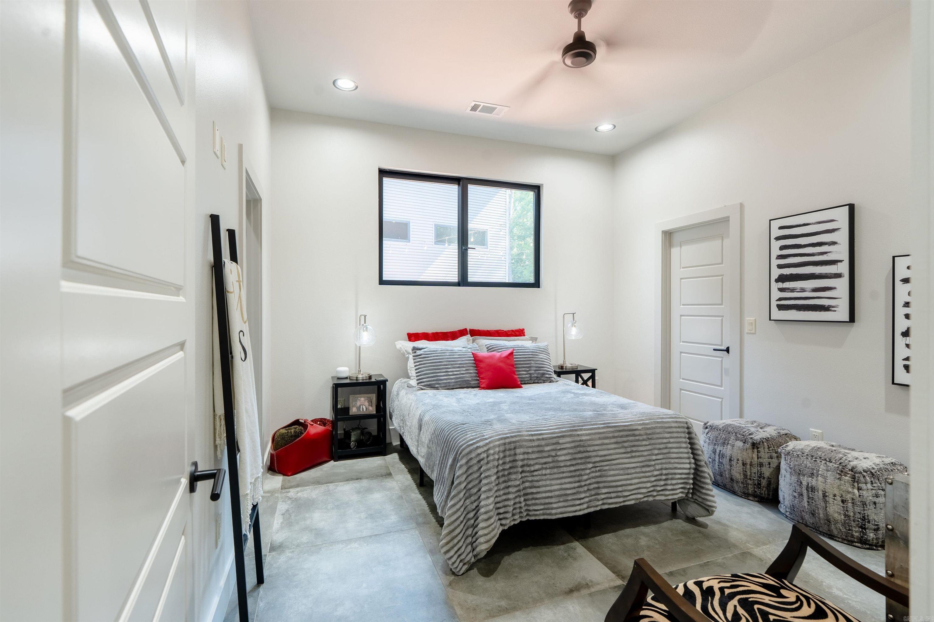 Heber Springs-Inside - Residential