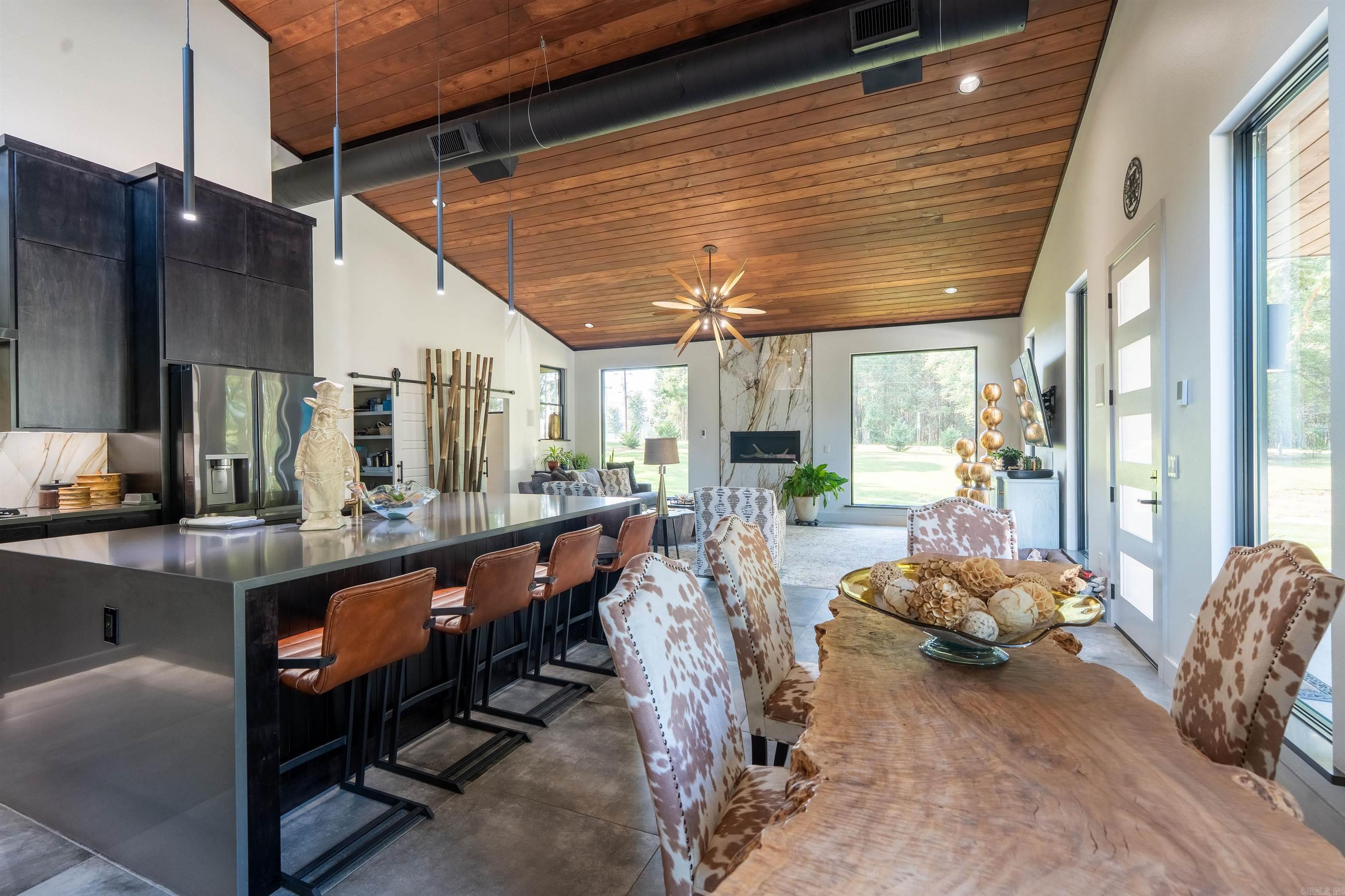 Heber Springs-Inside - Residential