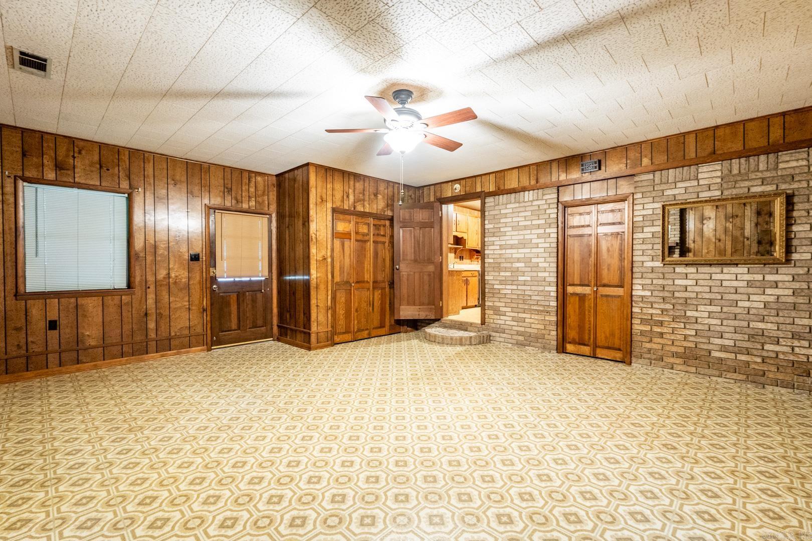 Grammar Home Sites - Residential