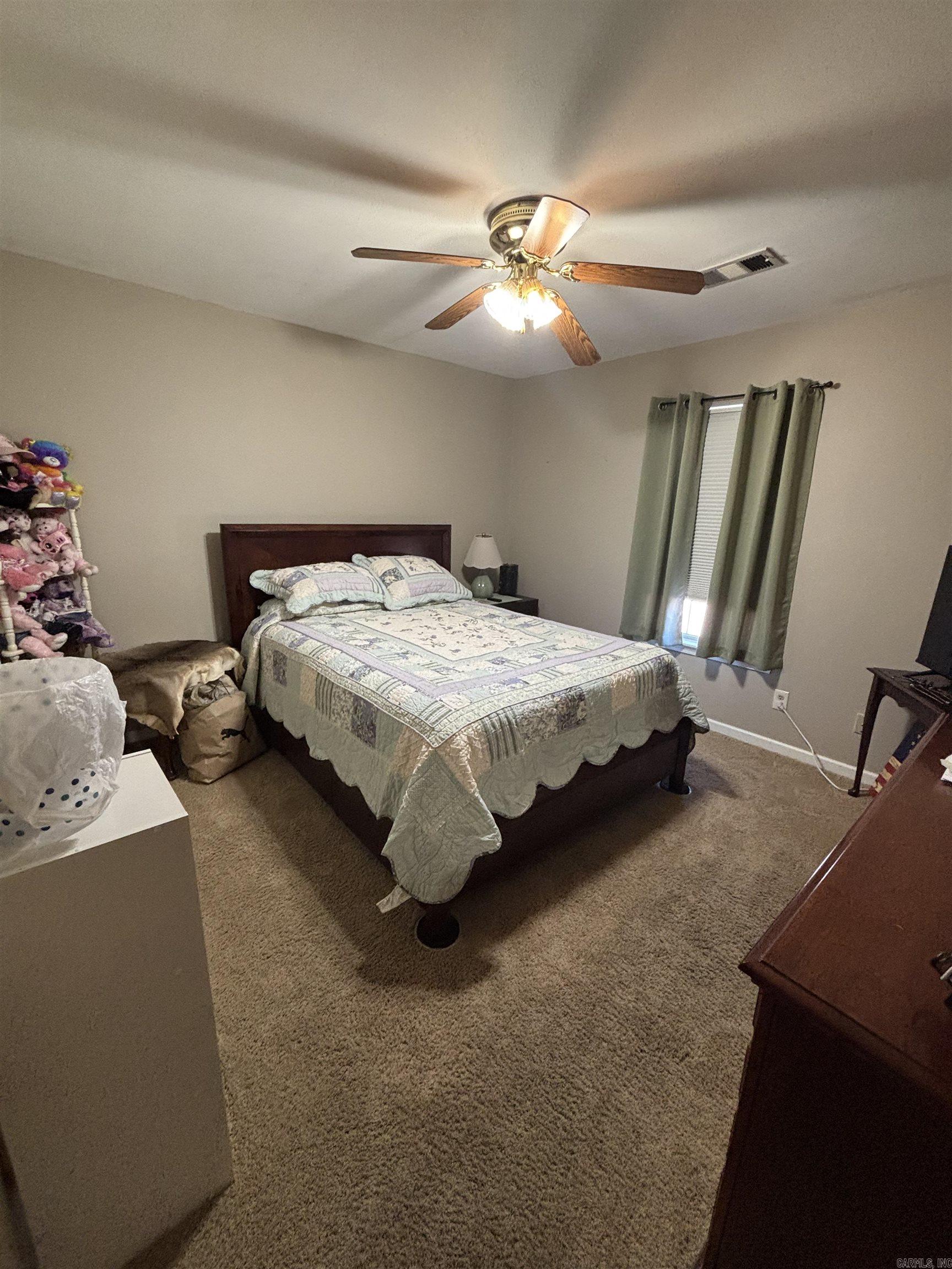 COUNTRY WOOD SUB UNIT - Residential