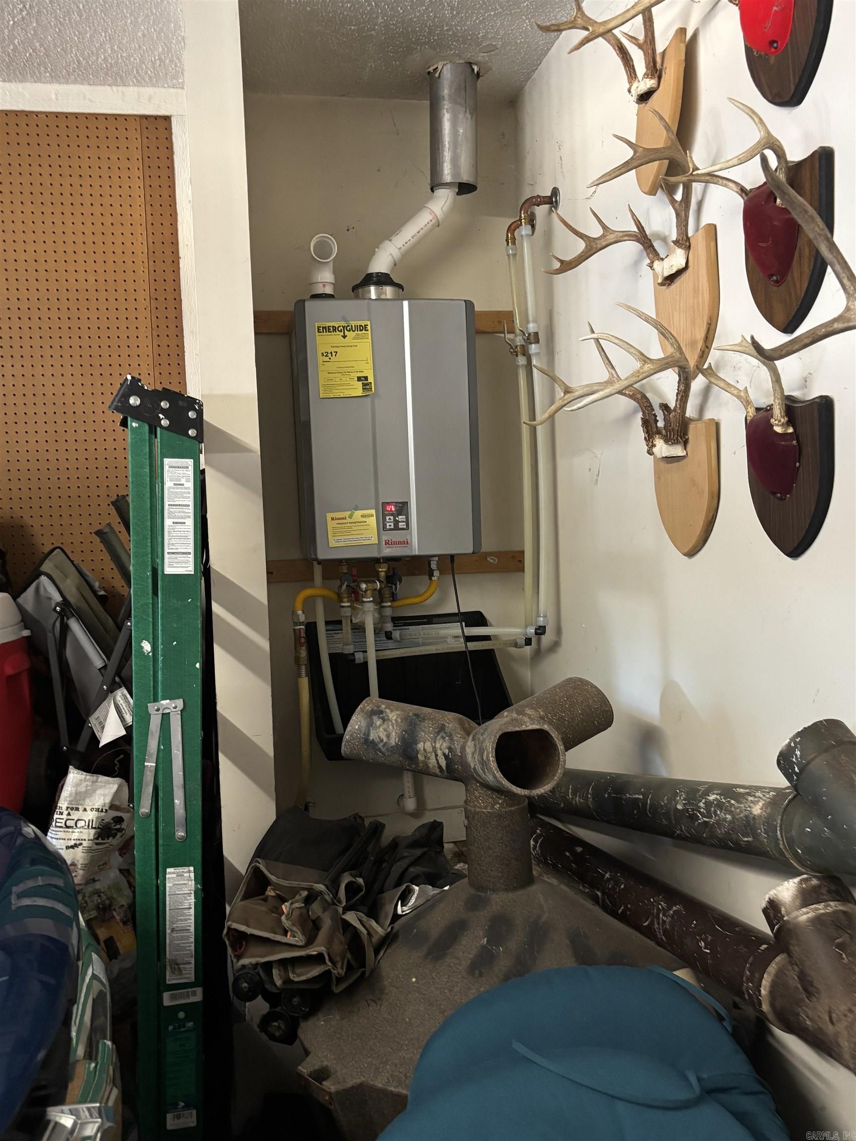 COUNTRY WOOD SUB UNIT - Residential