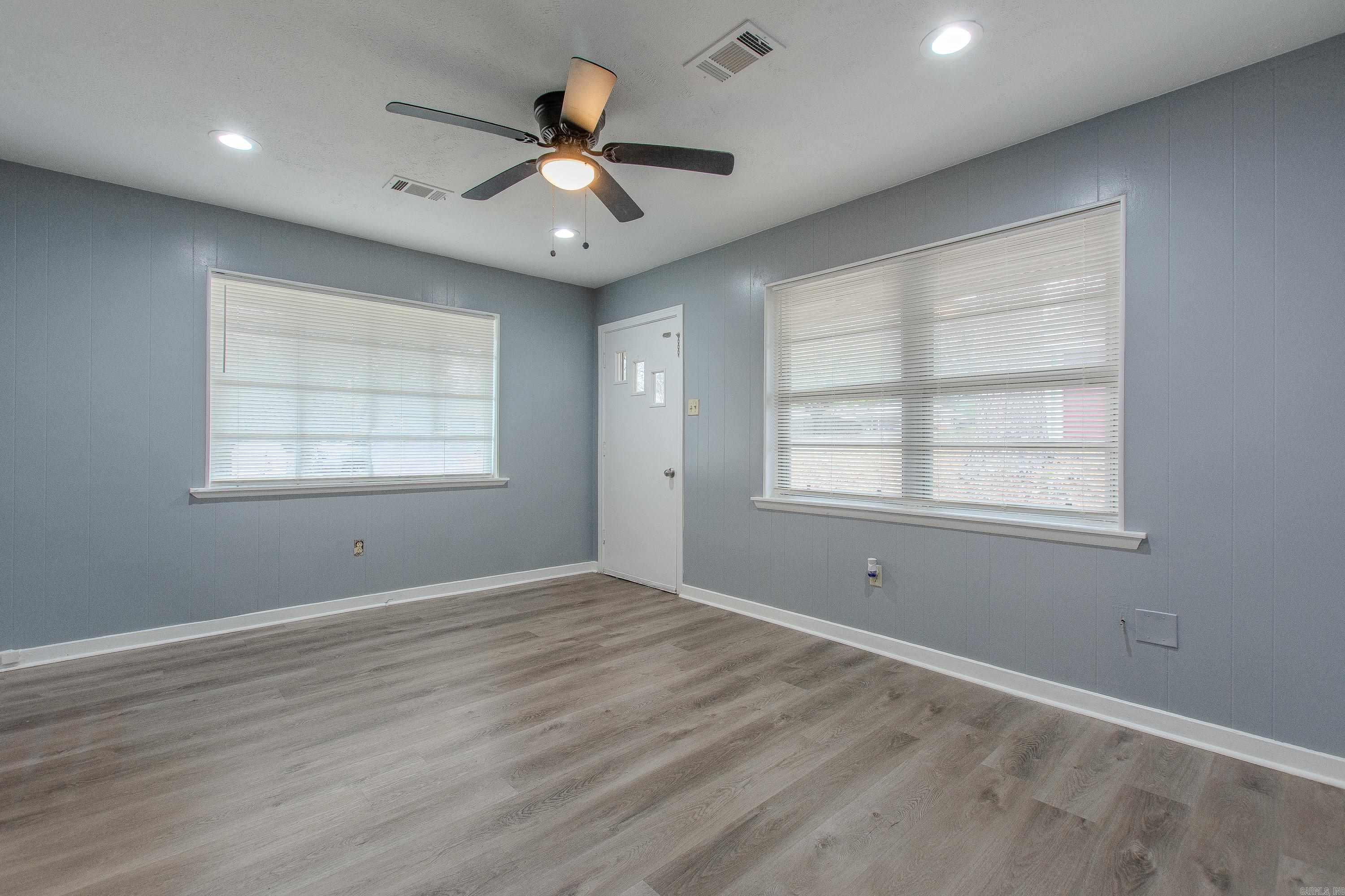 Forest Hills - Residential Income