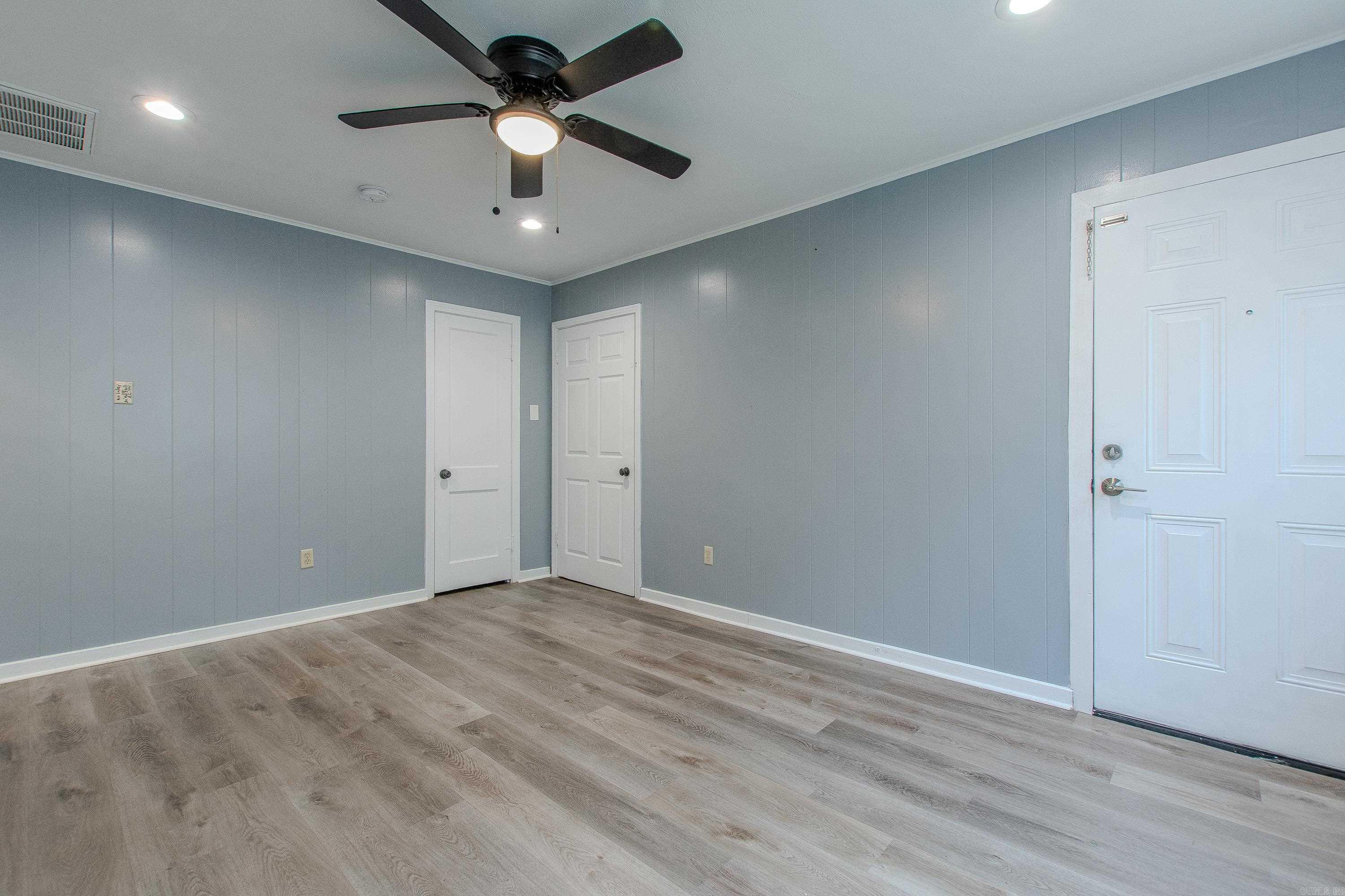 Forest Hills - Residential Income