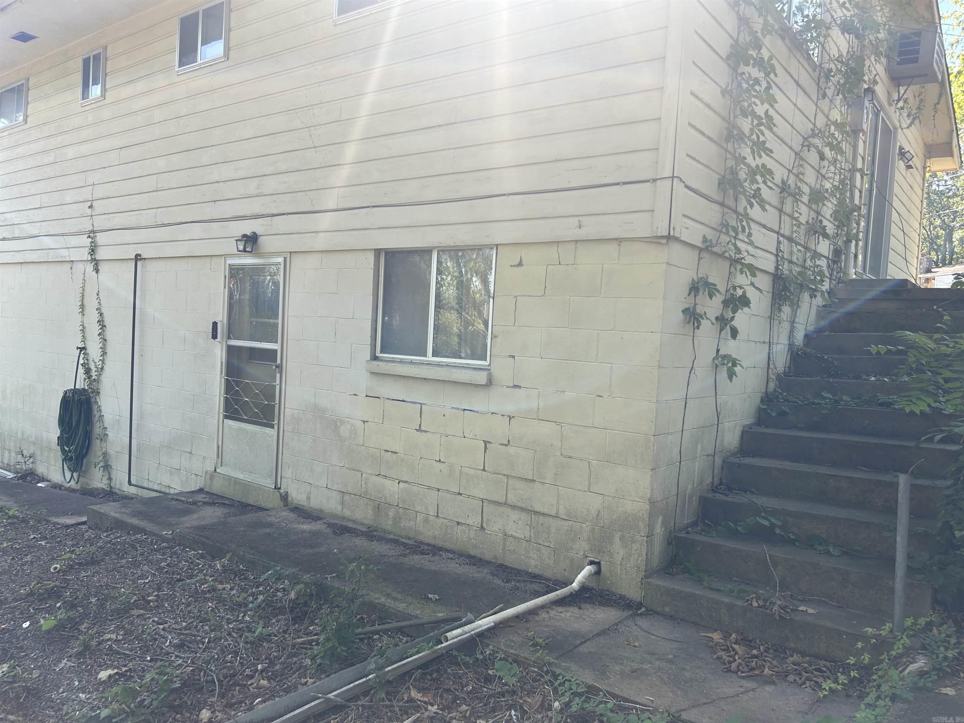 Graceland - Residential