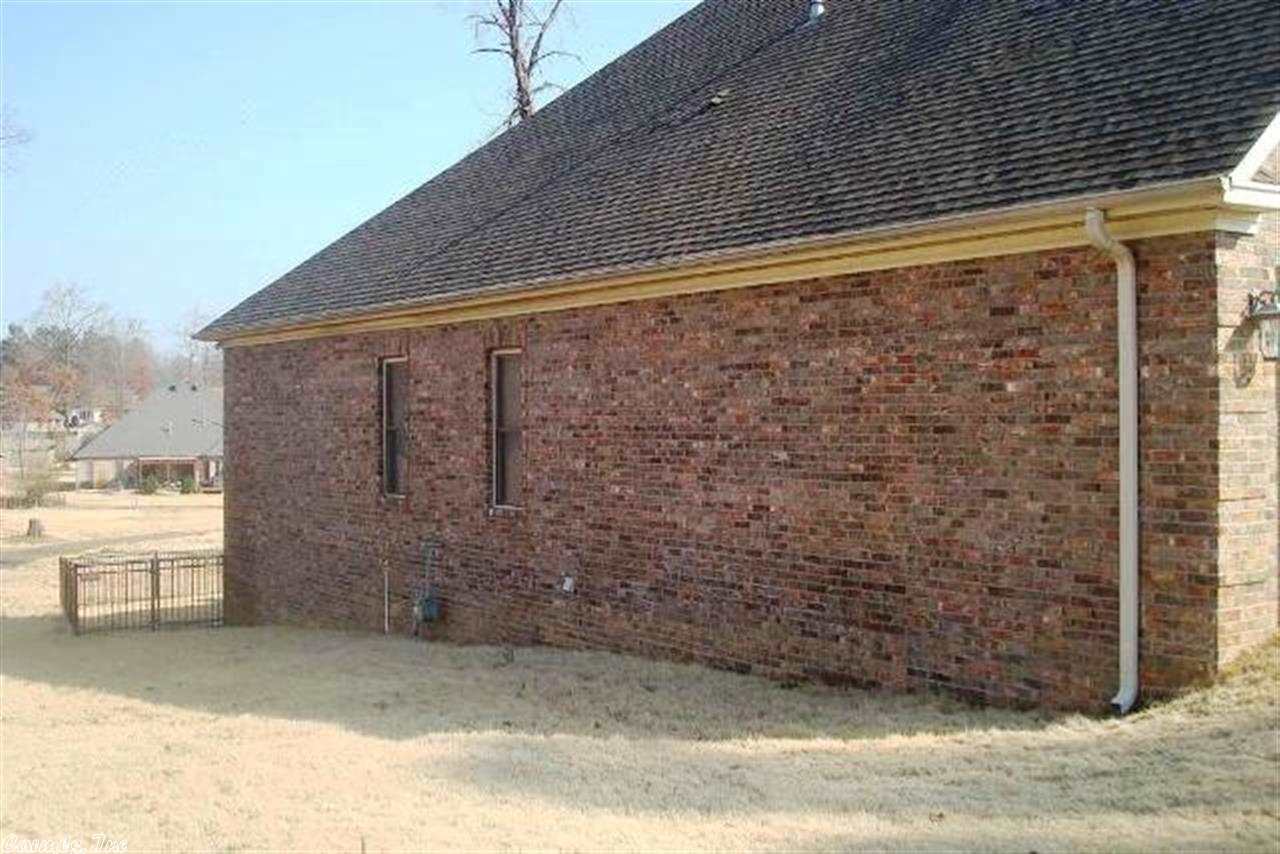 LONGHILLS VILLAGE - Residential