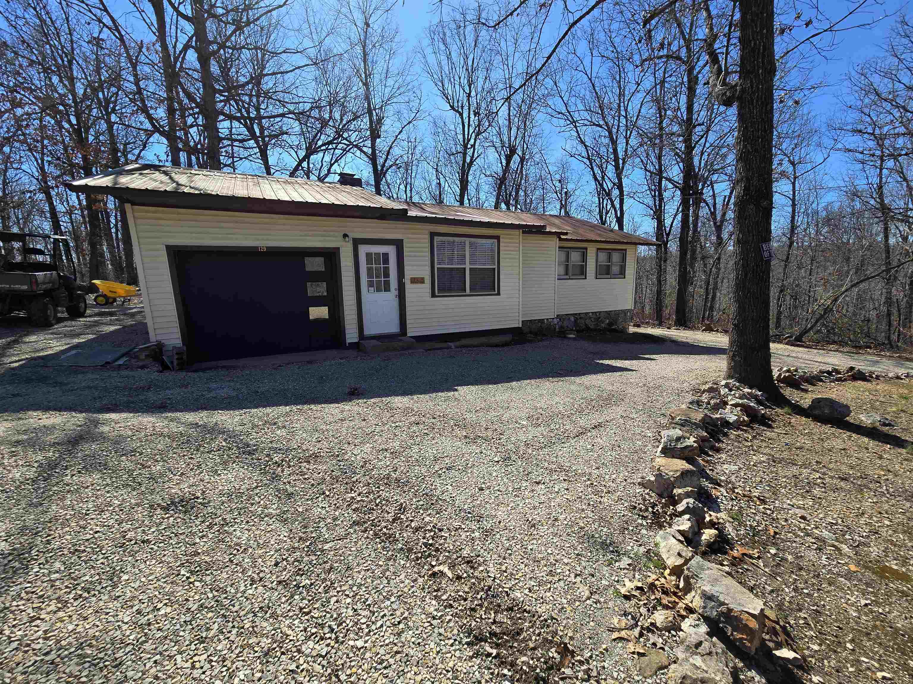 EAST LAKE SHORE - Residential