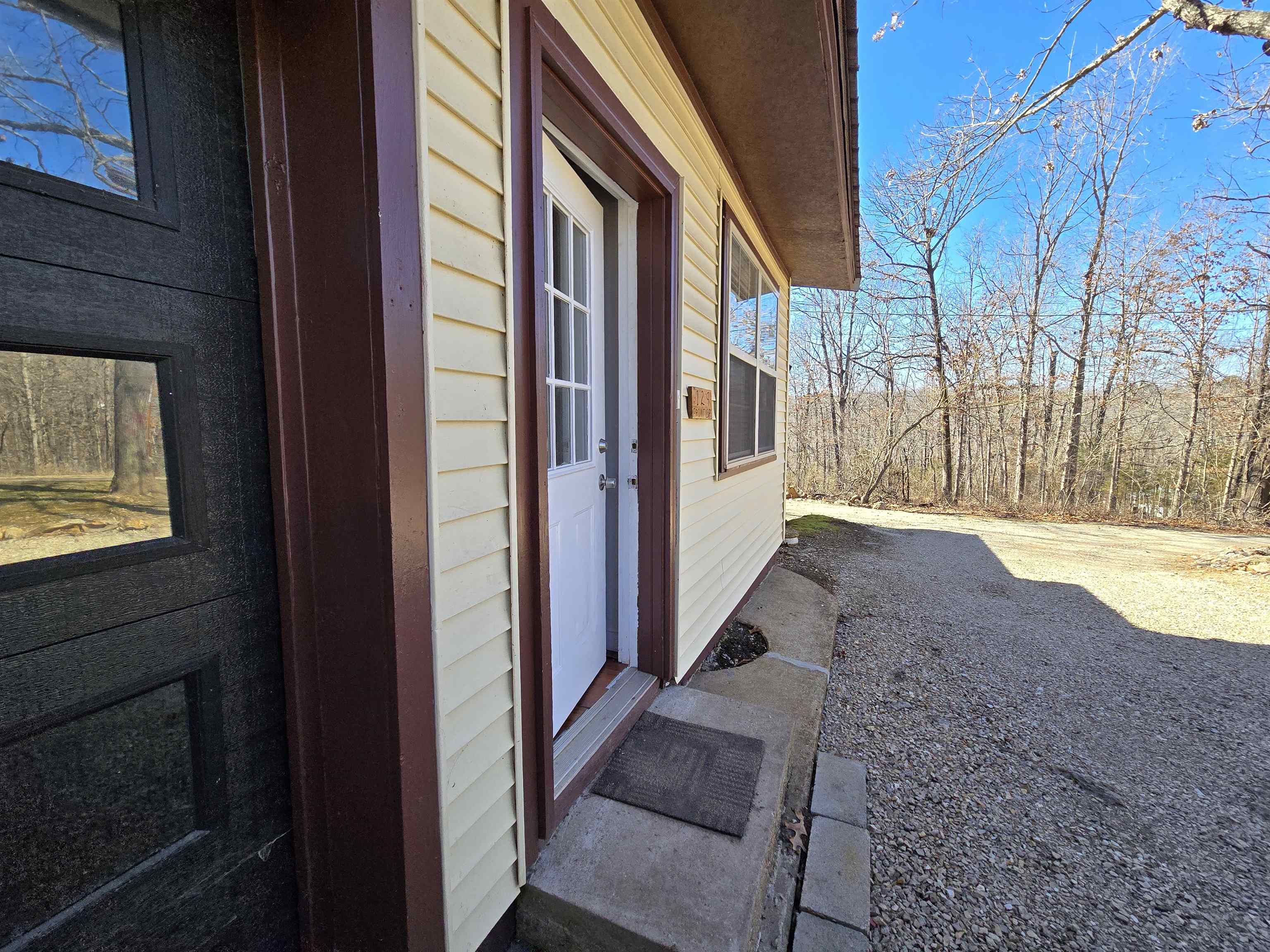 EAST LAKE SHORE - Residential