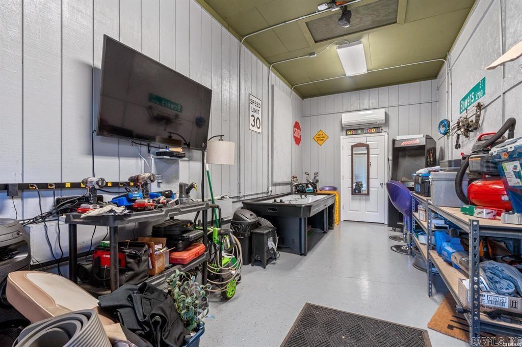 DIAMONDHEAD BLOCK H - Residential