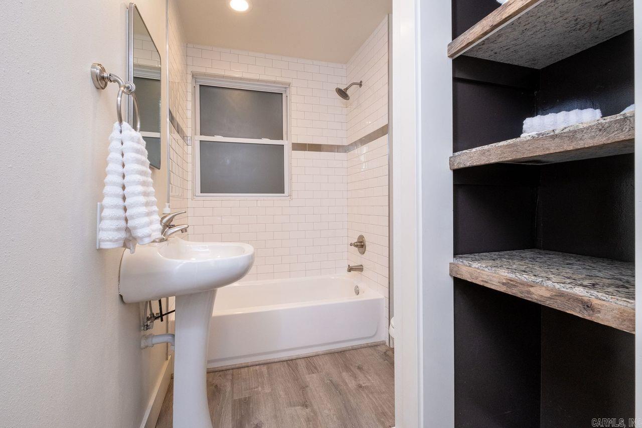 CAMMACK WOODS - Residential