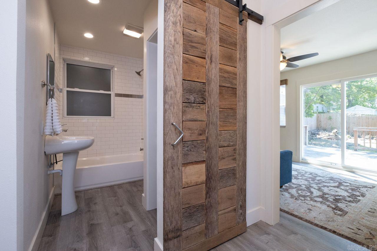 CAMMACK WOODS - Residential