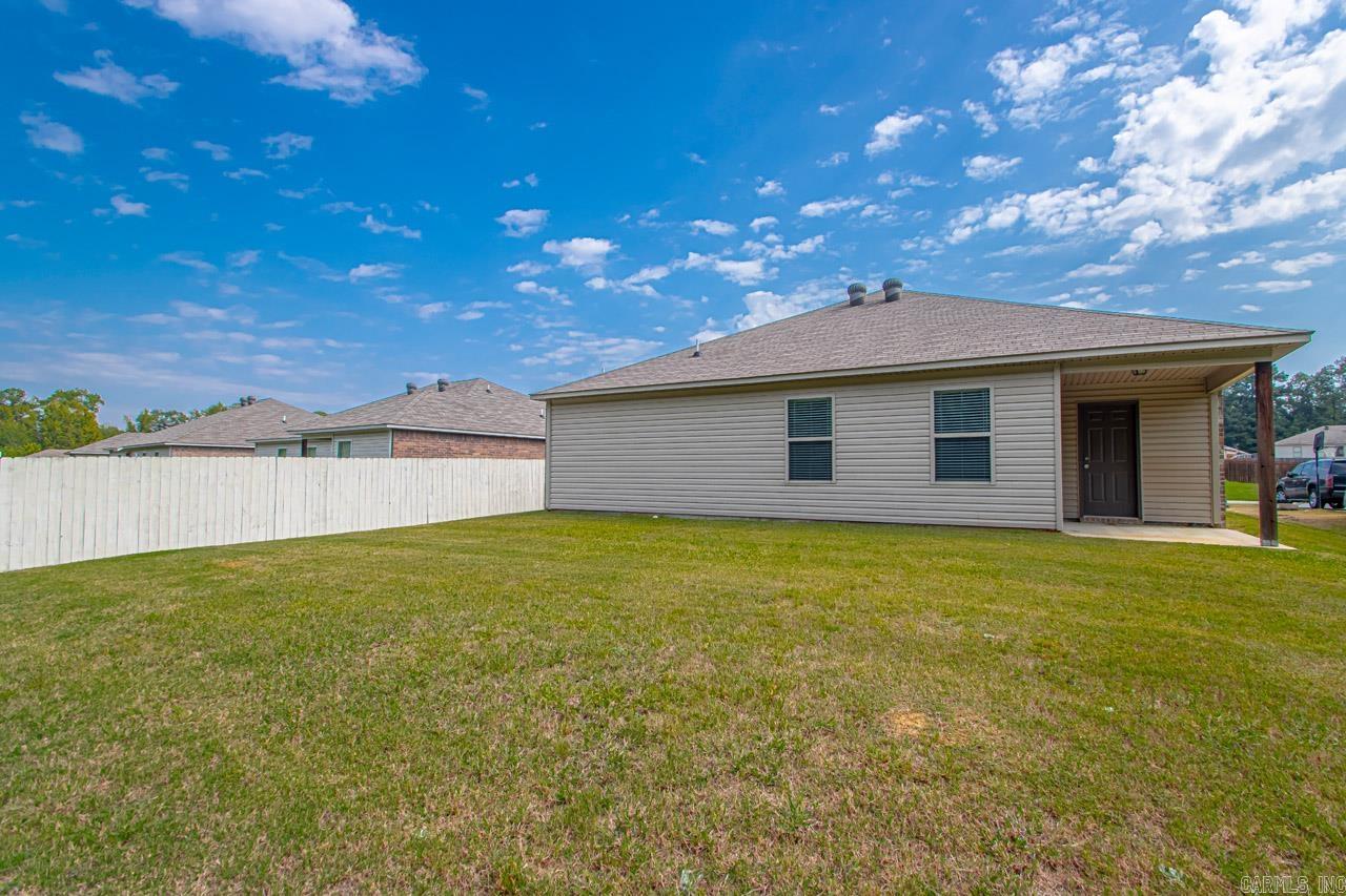 MEADOWS EDGE - Residential