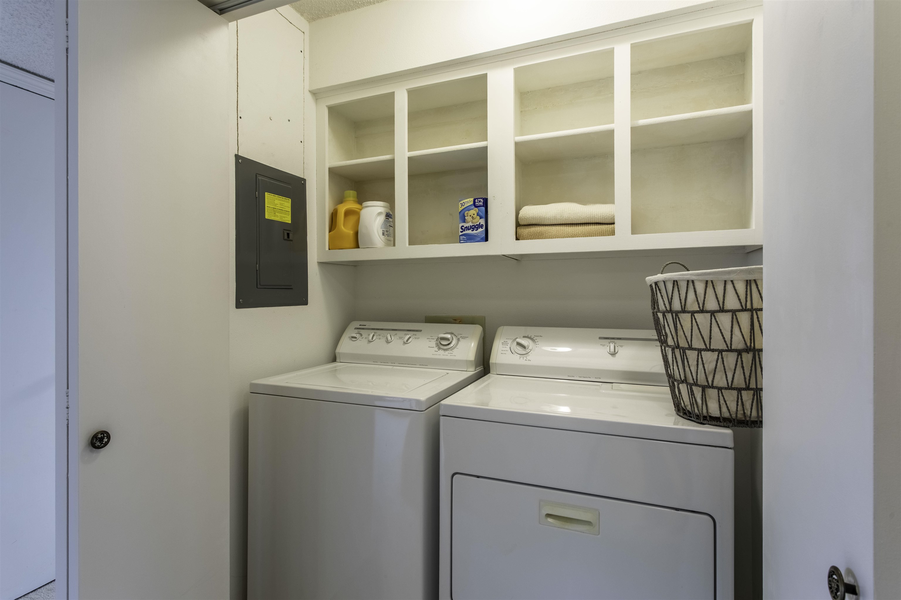 CHEROKEE COURTS - Residential