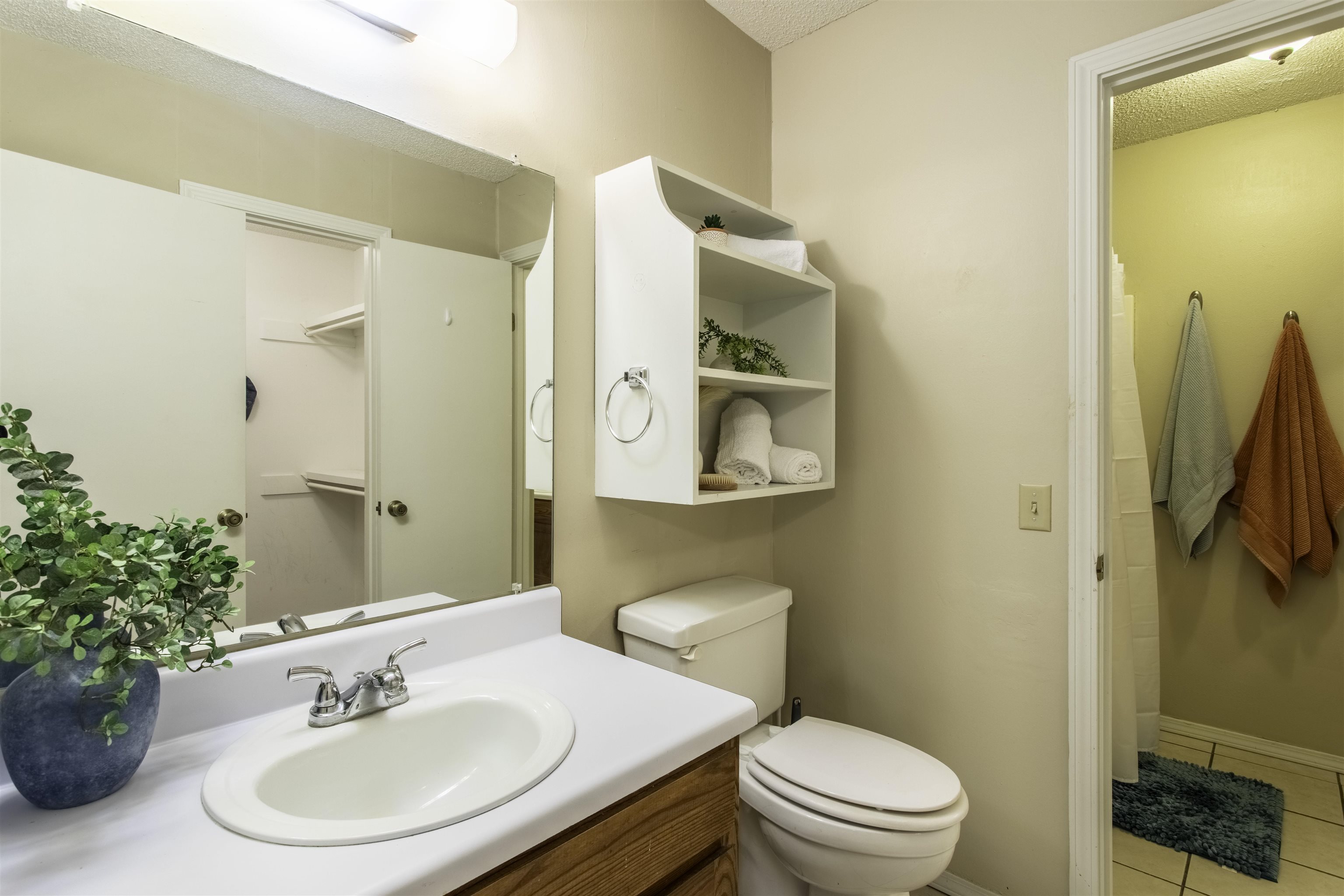 CHEROKEE COURTS - Residential