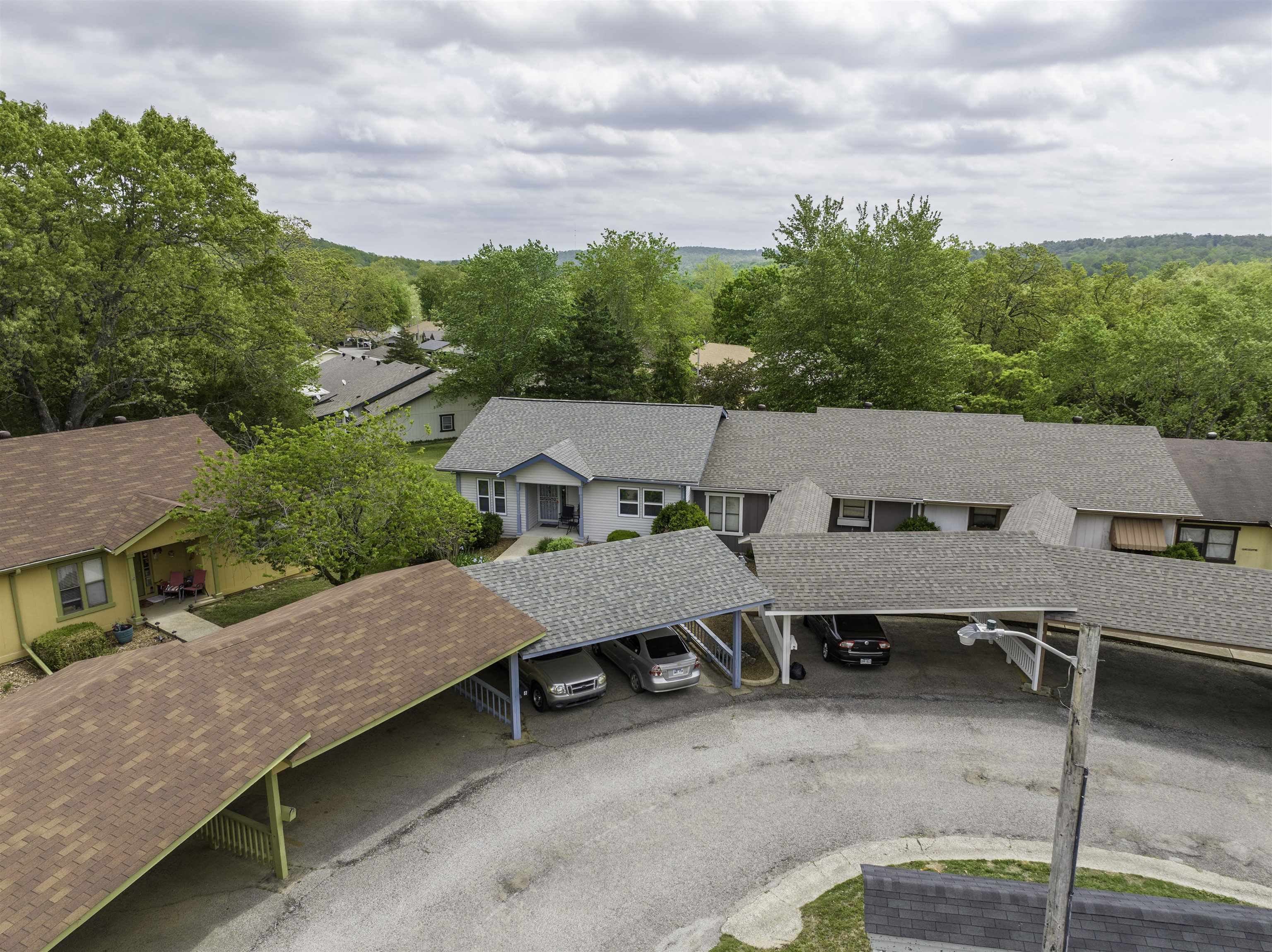 CHEROKEE COURTS - Residential