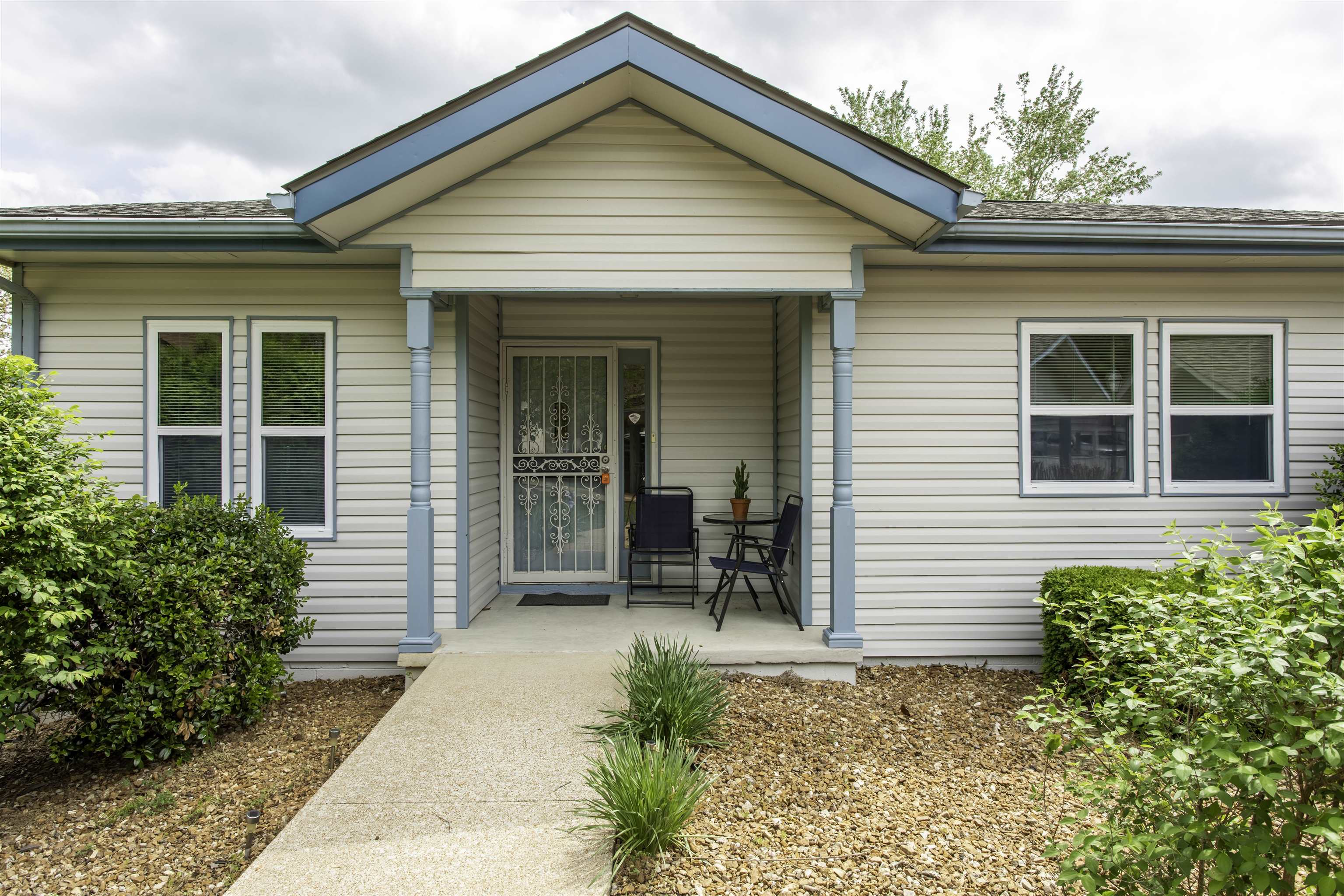 CHEROKEE COURTS - Residential