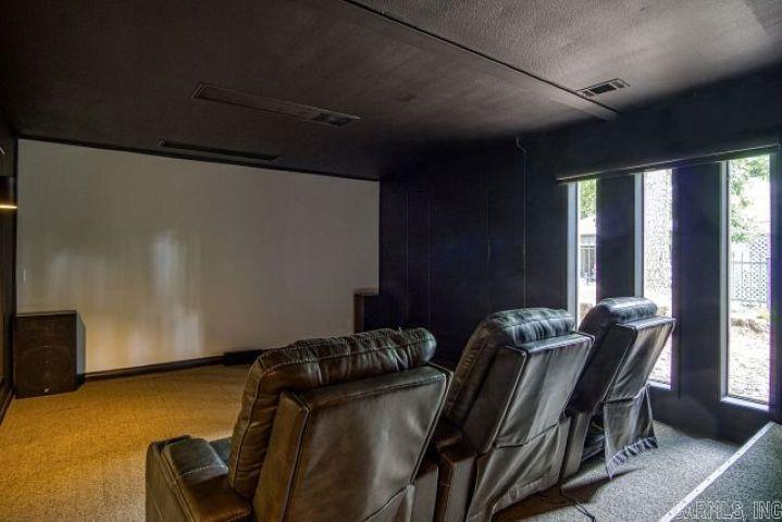 MEADOW-WOOD - Residential