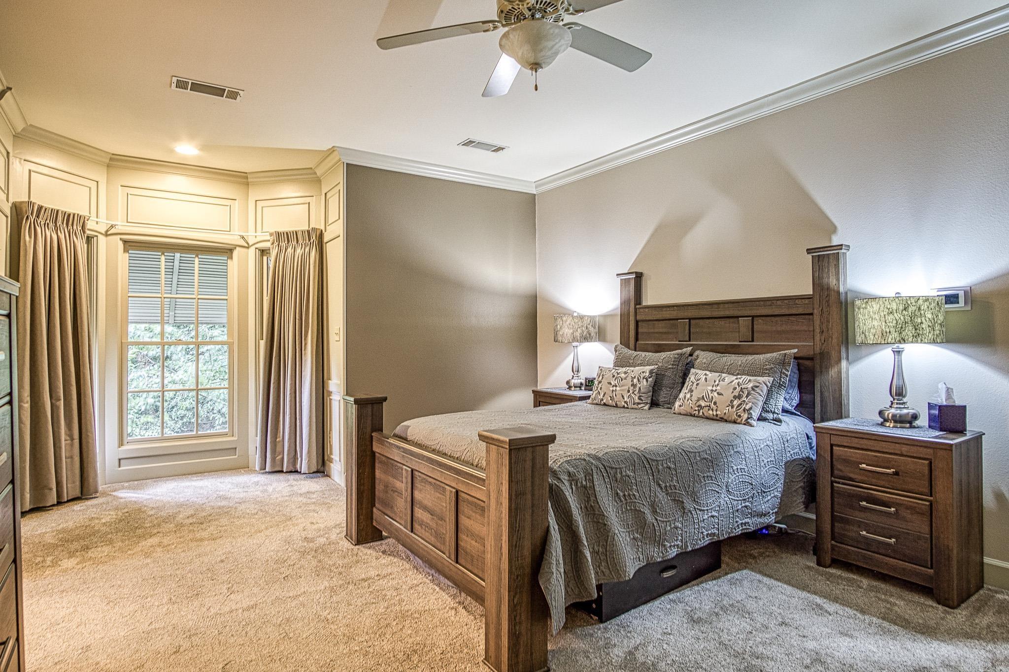 MEADOW-WOOD - Residential