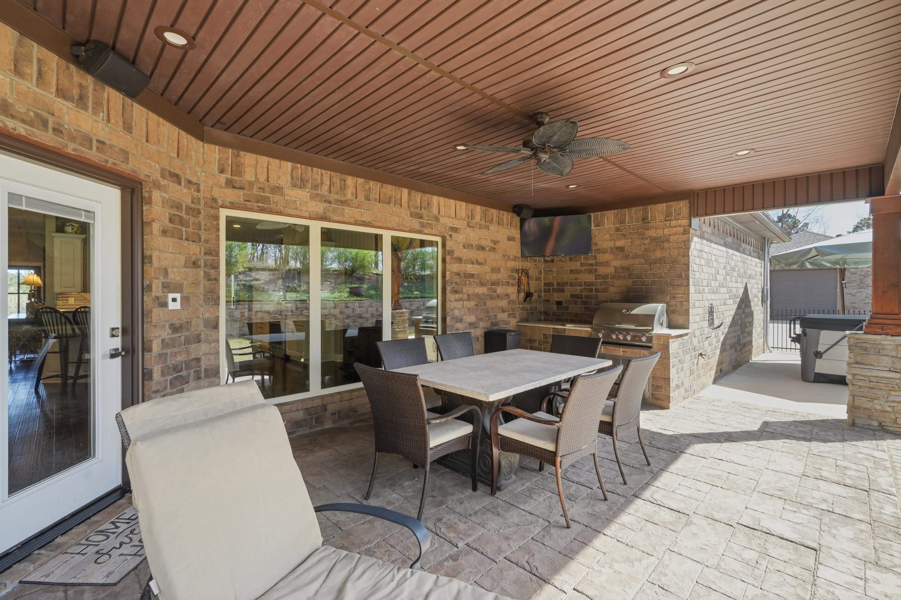 RIVER RIDGE ESTATES - Residential