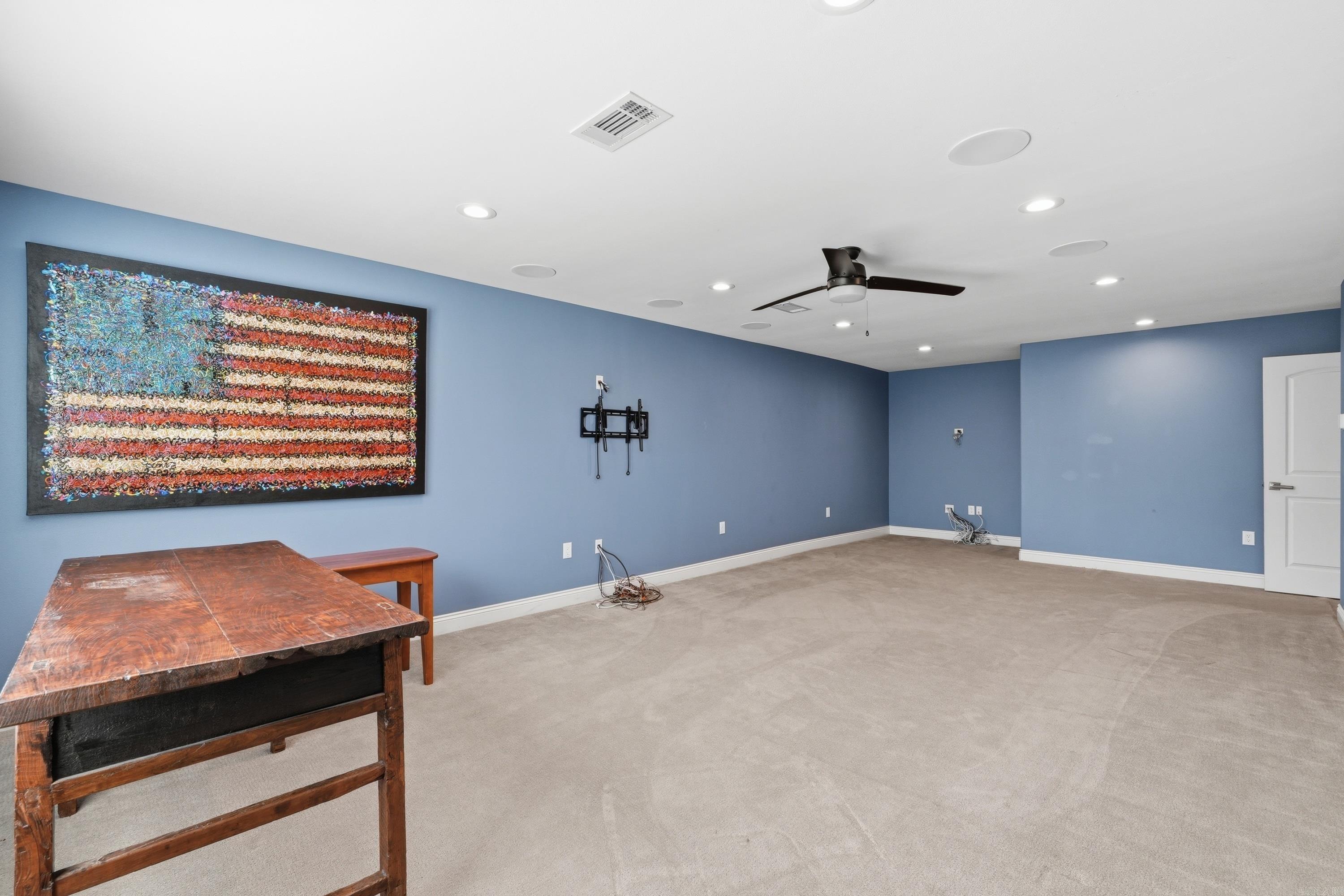 RIVER RIDGE ESTATES - Residential