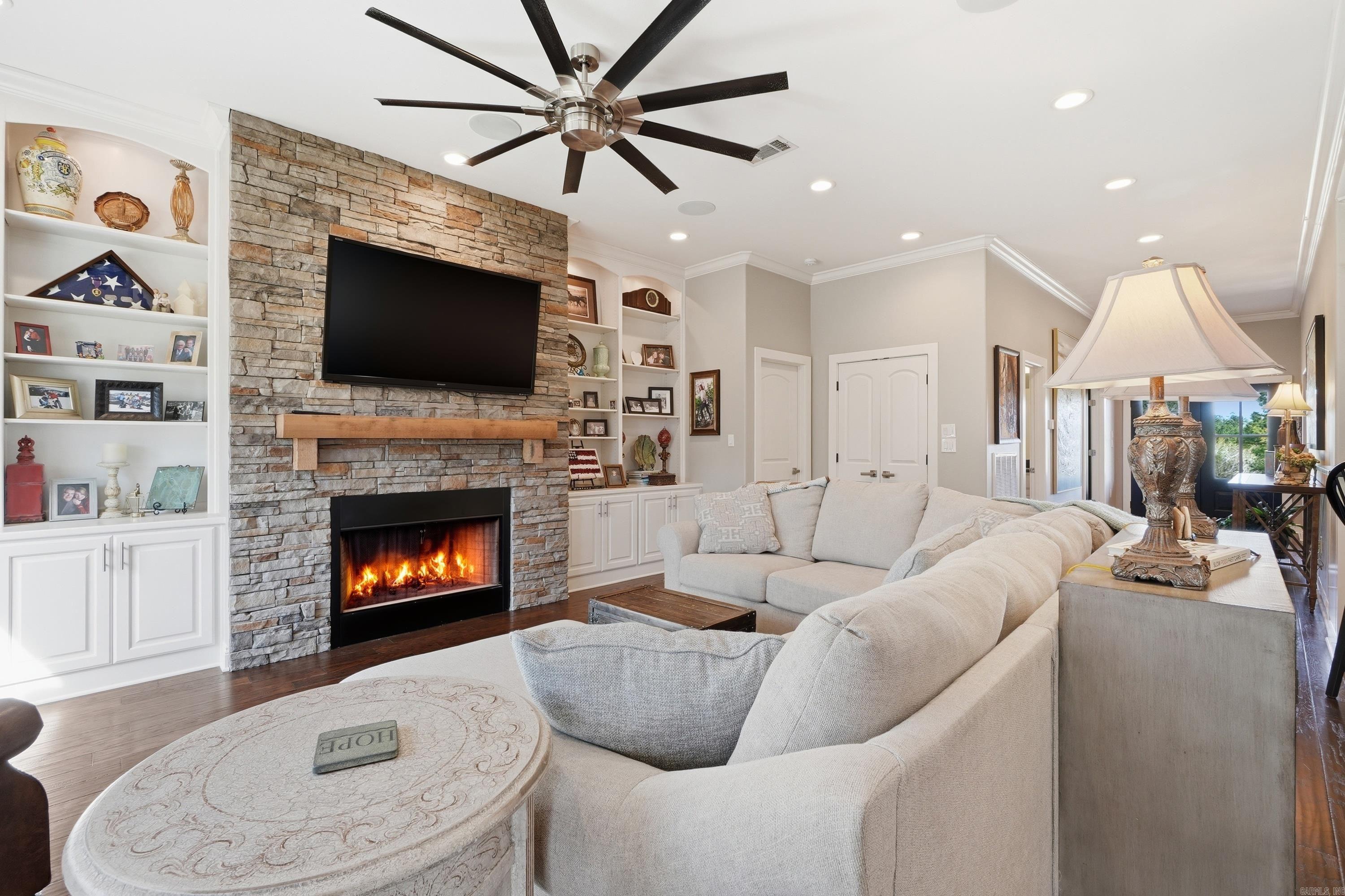 RIVER RIDGE ESTATES - Residential