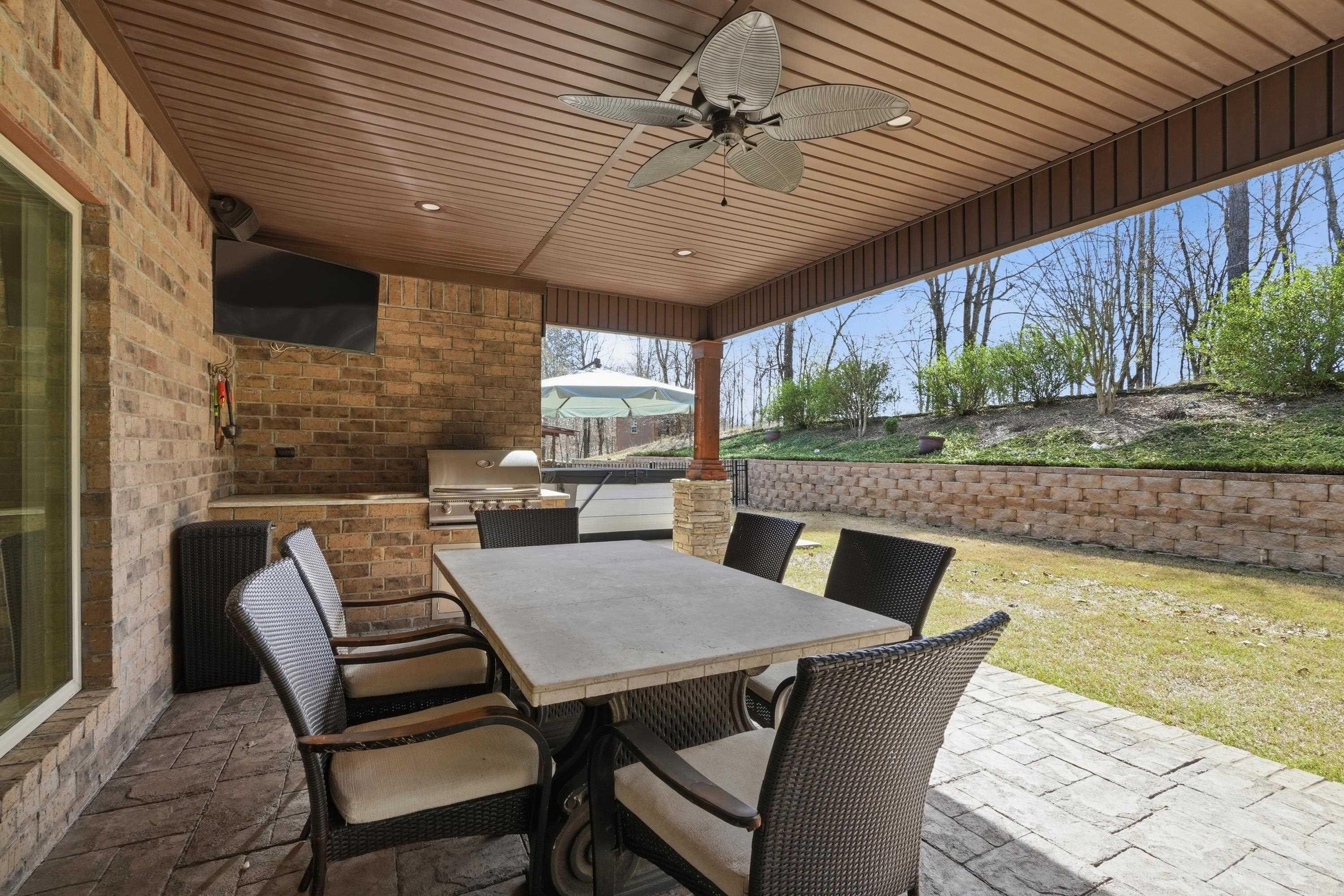 RIVER RIDGE ESTATES - Residential