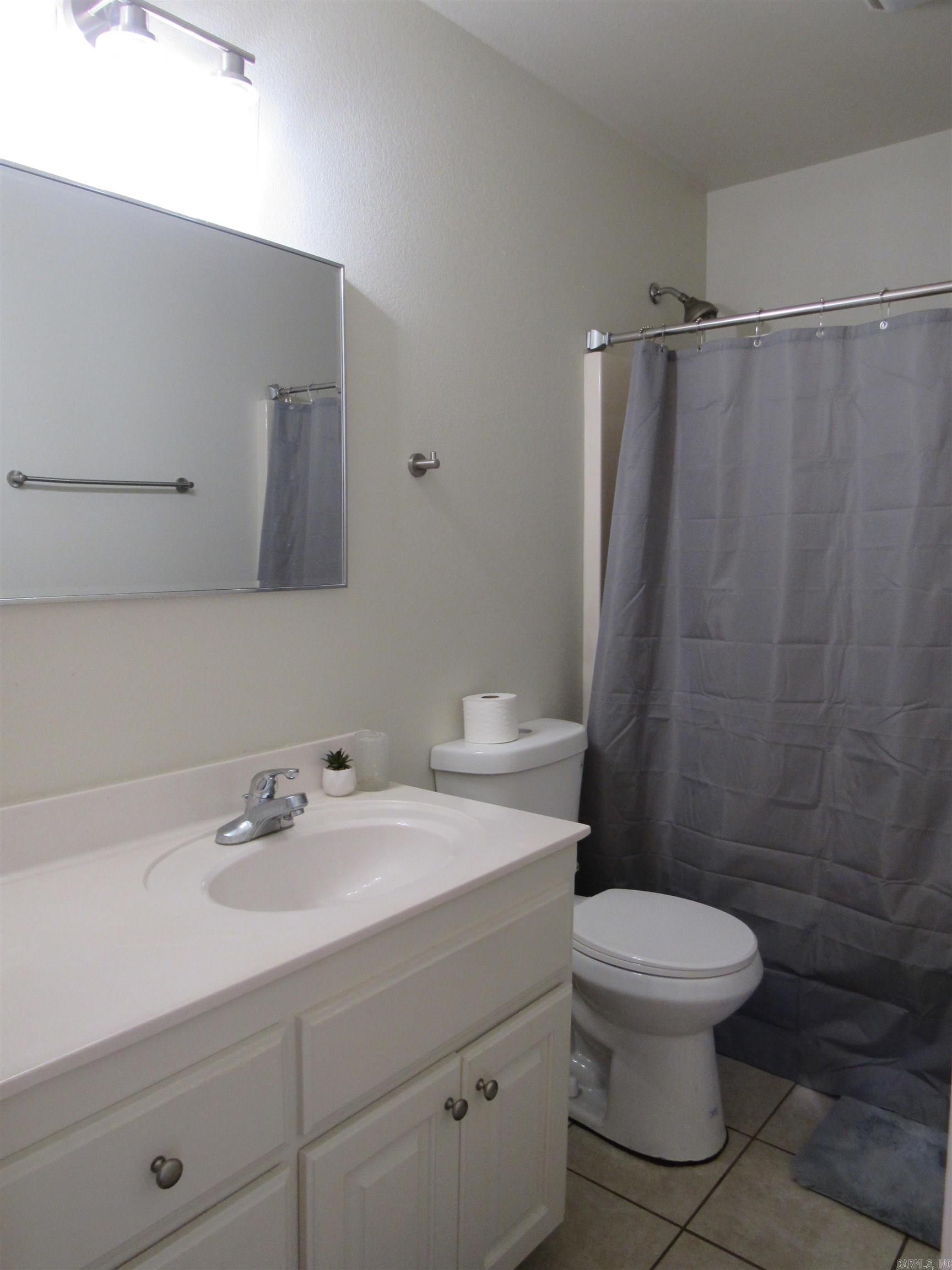 Graham Settlement - Residential Lease