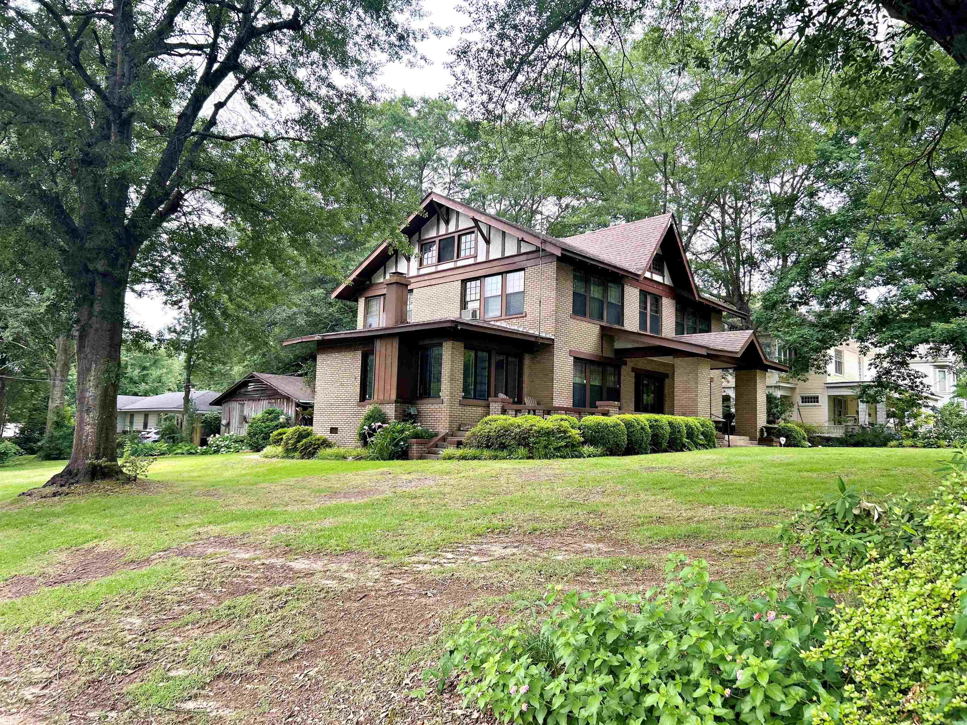 RIVERSIDE ADDN - Residential