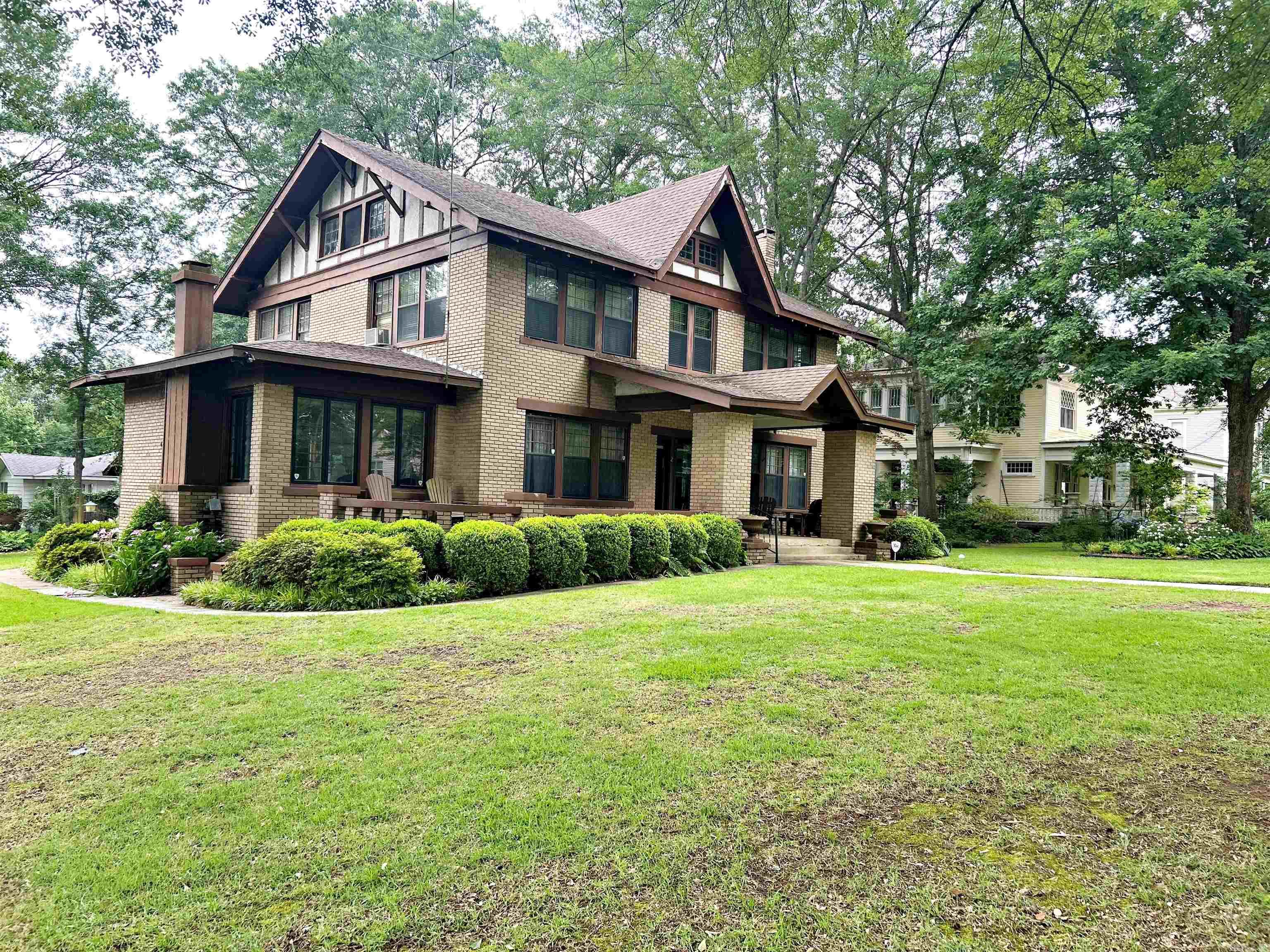 RIVERSIDE ADDN - Residential