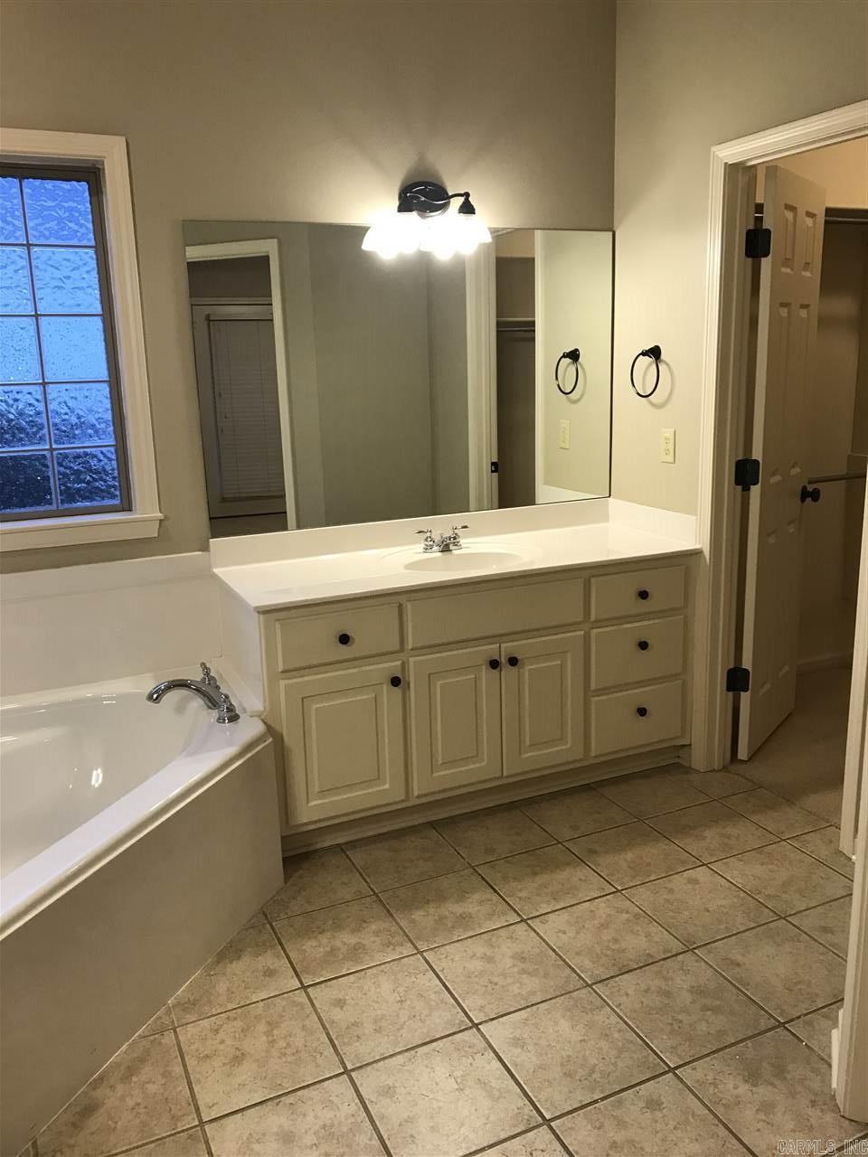 Heritage Farm - Residential Lease