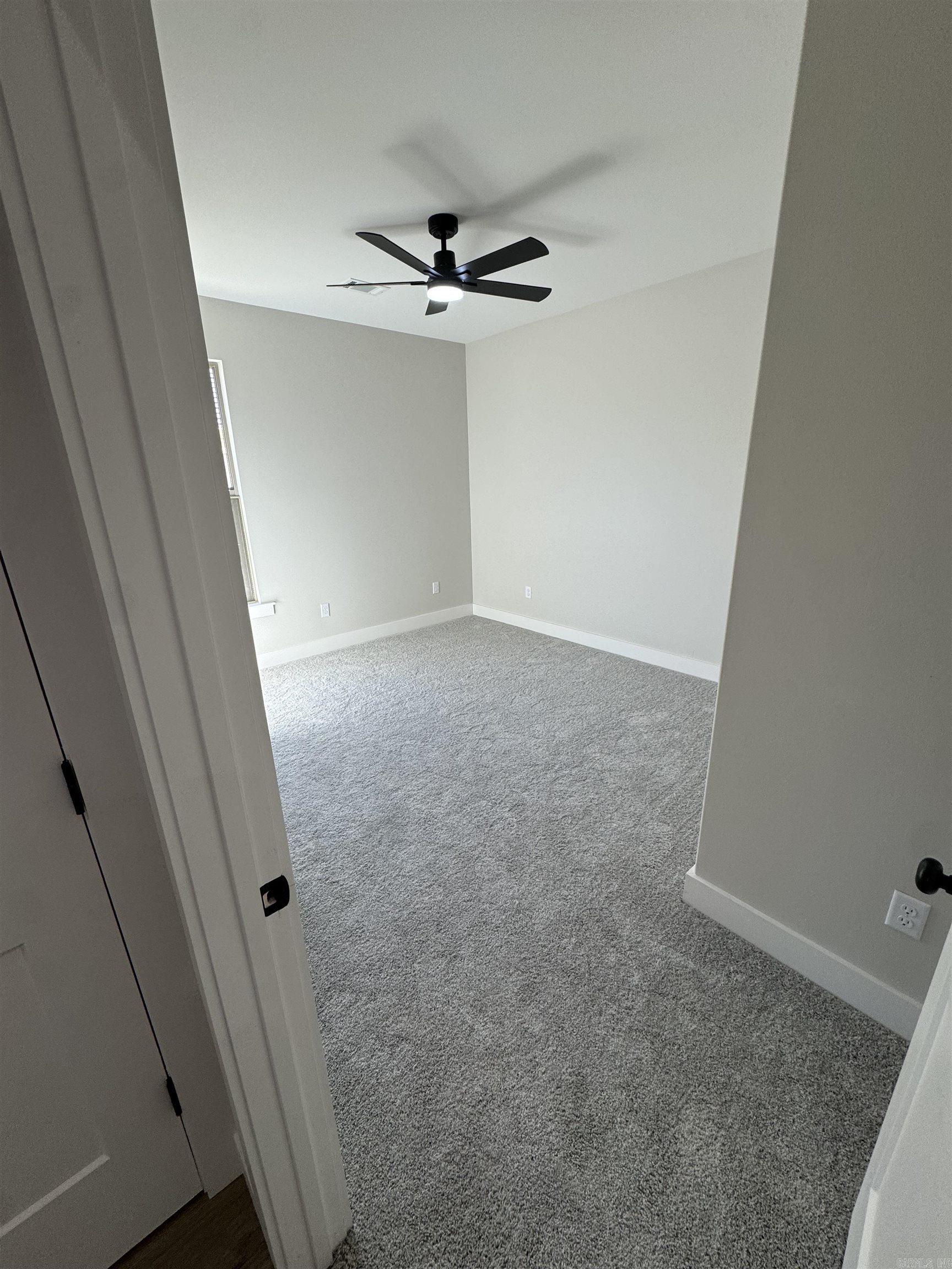 CREEKSIDE - Residential