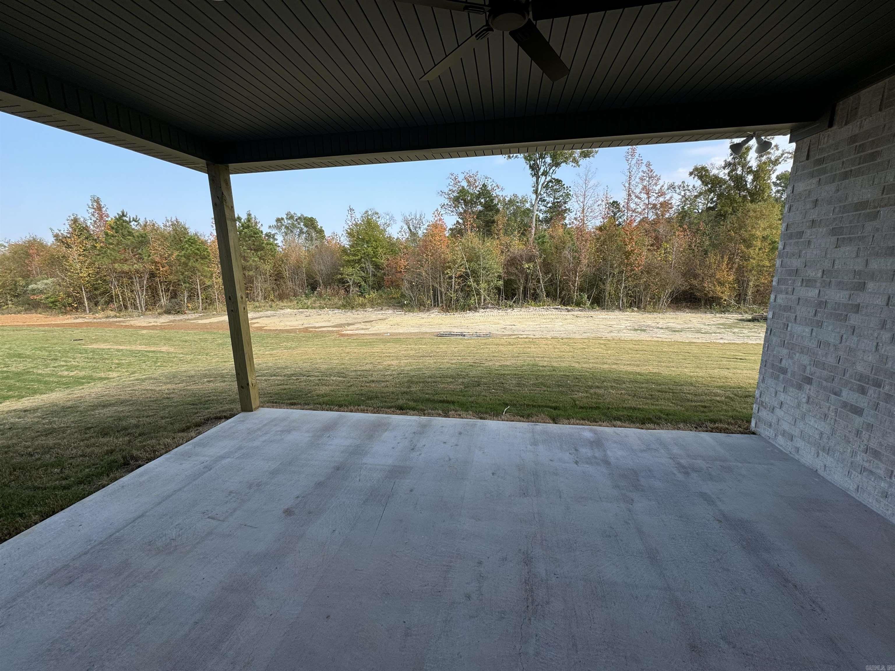 CREEKSIDE - Residential